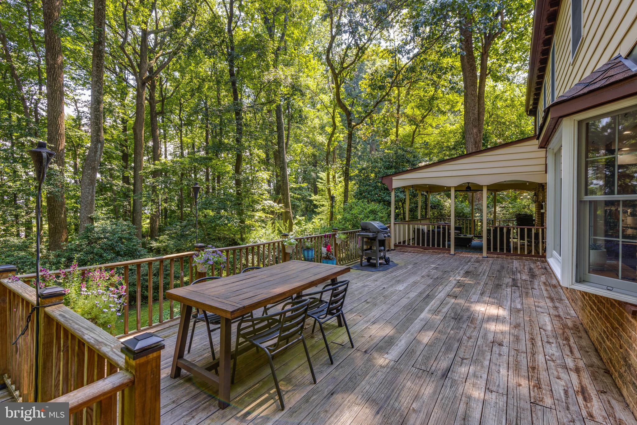 1707 CHATEAU COURT