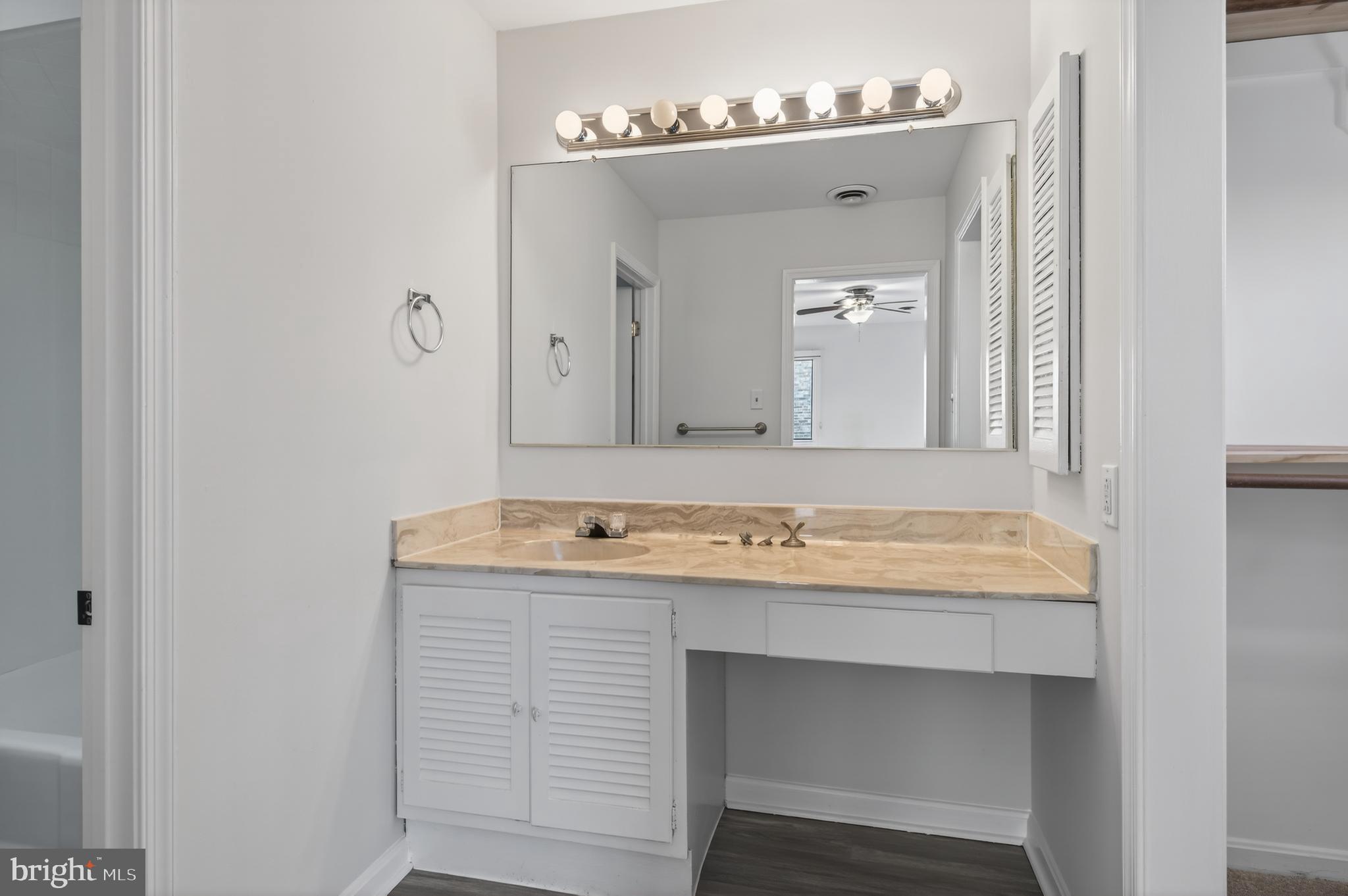 VILLAGE OF SEVERNA PARK - Residential