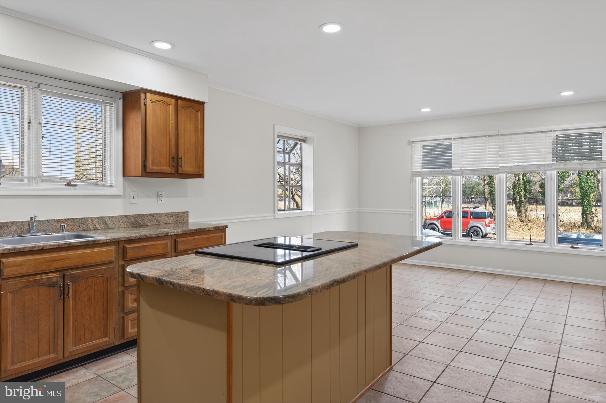 VILLAGE OF SEVERNA PARK - Residential