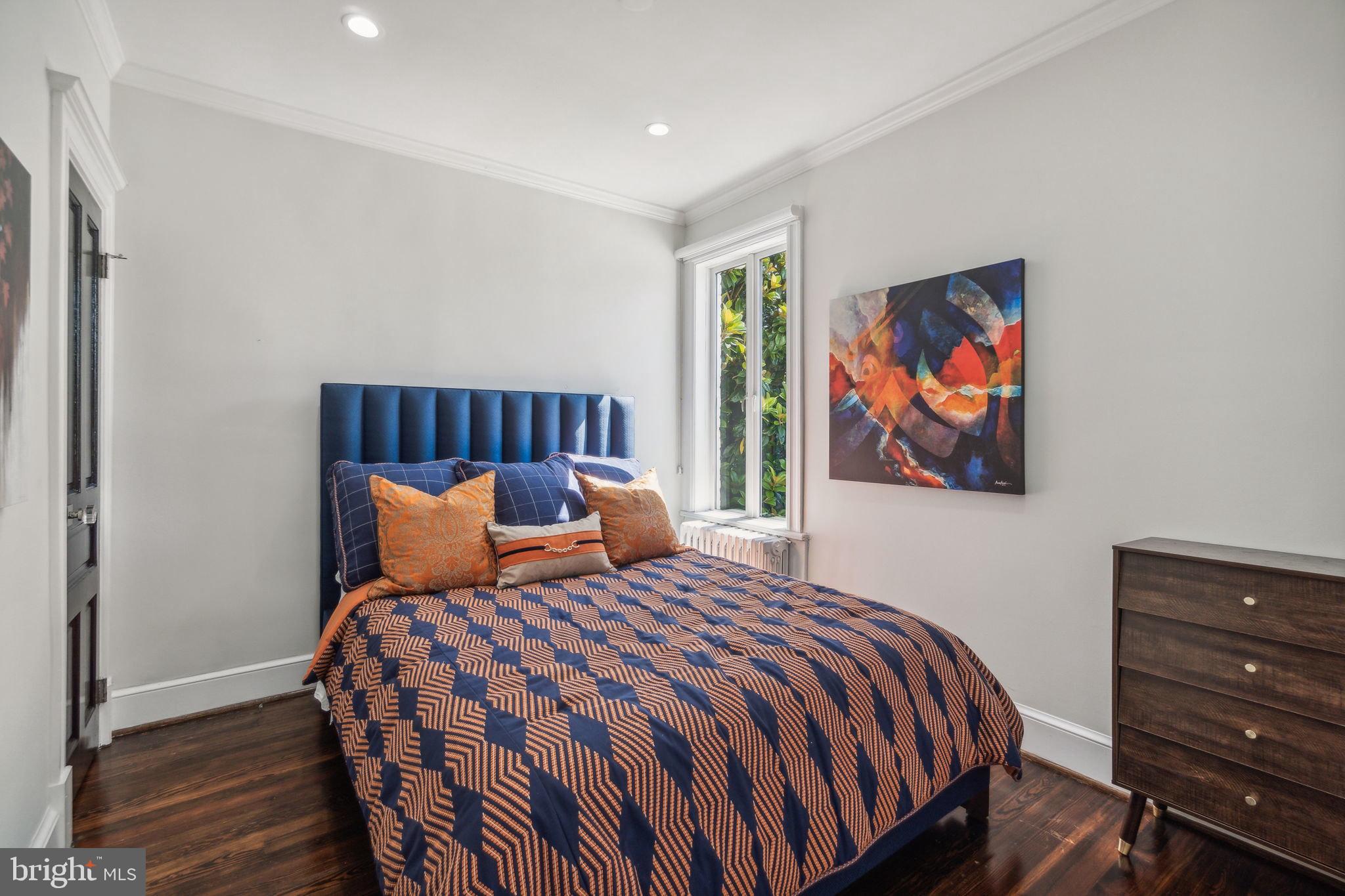 GEORGETOWN - Residential