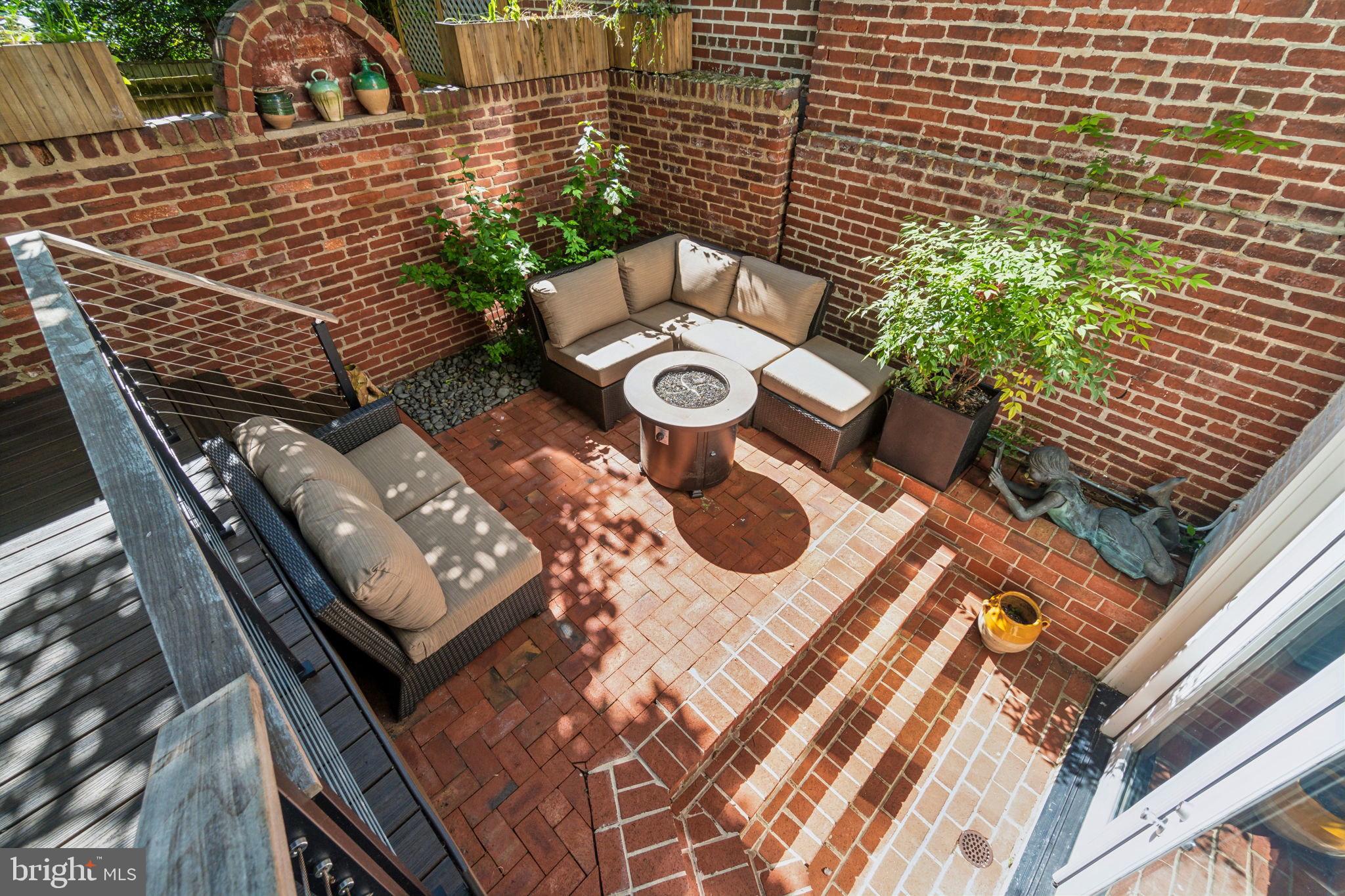 GEORGETOWN - Residential