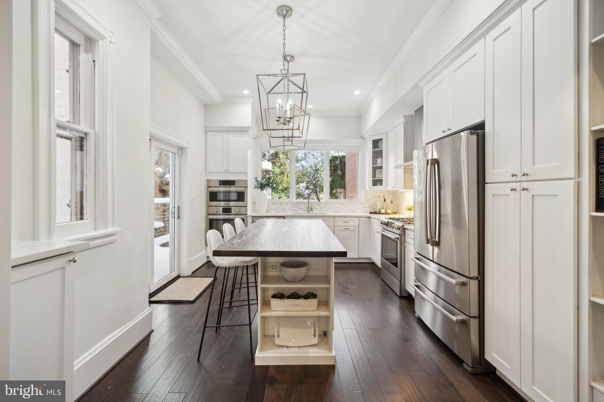 GEORGETOWN - Residential