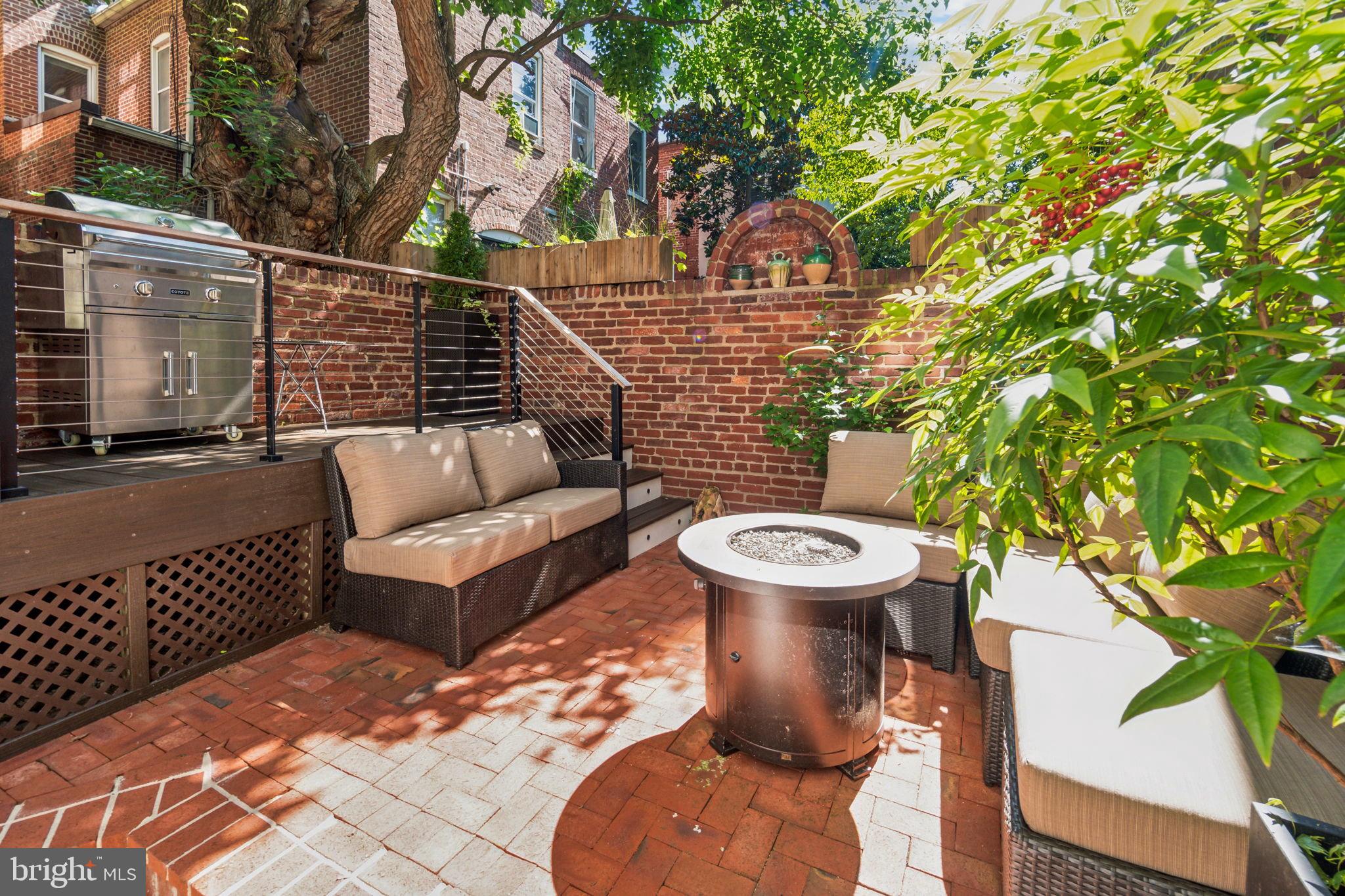 GEORGETOWN - Residential