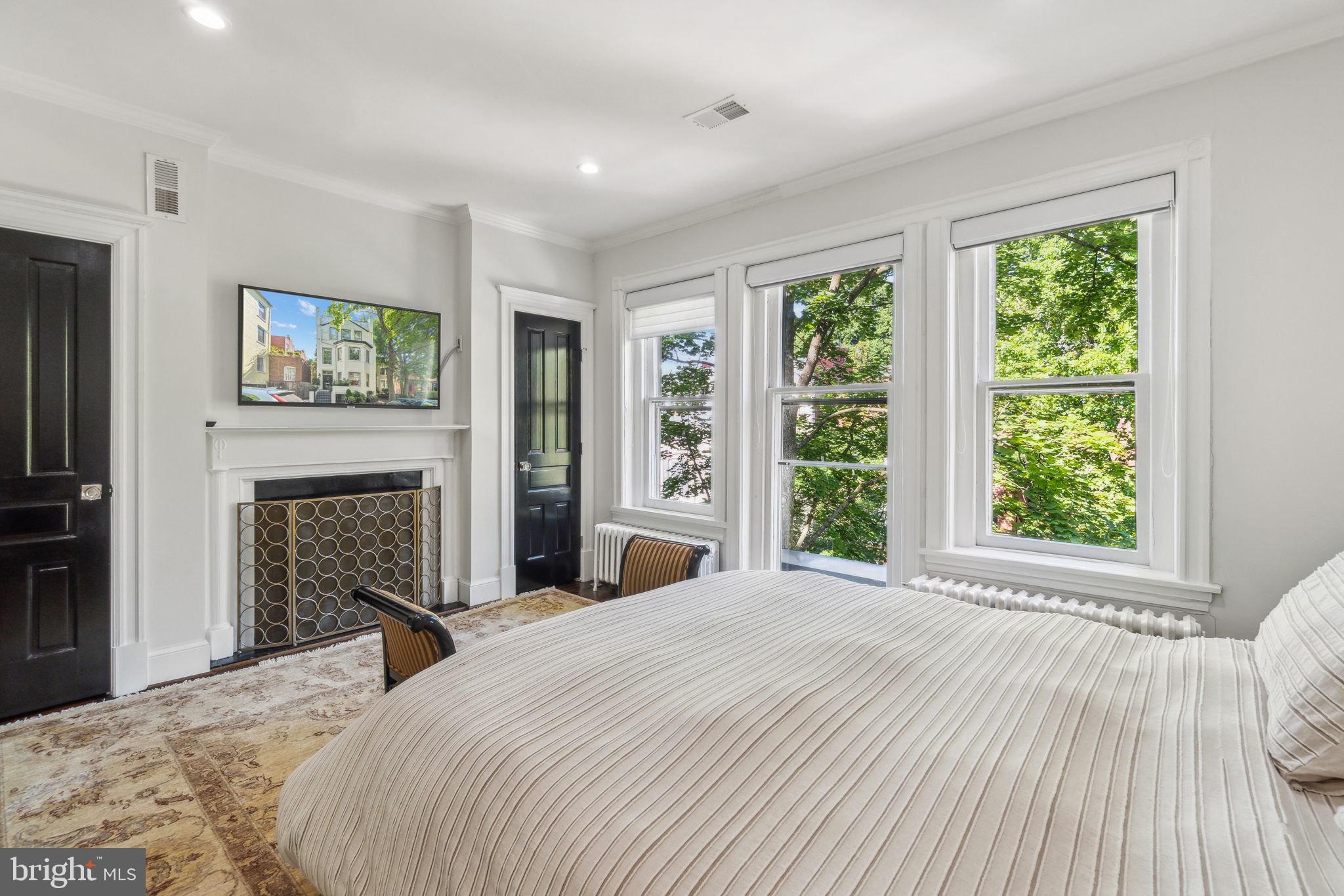GEORGETOWN - Residential