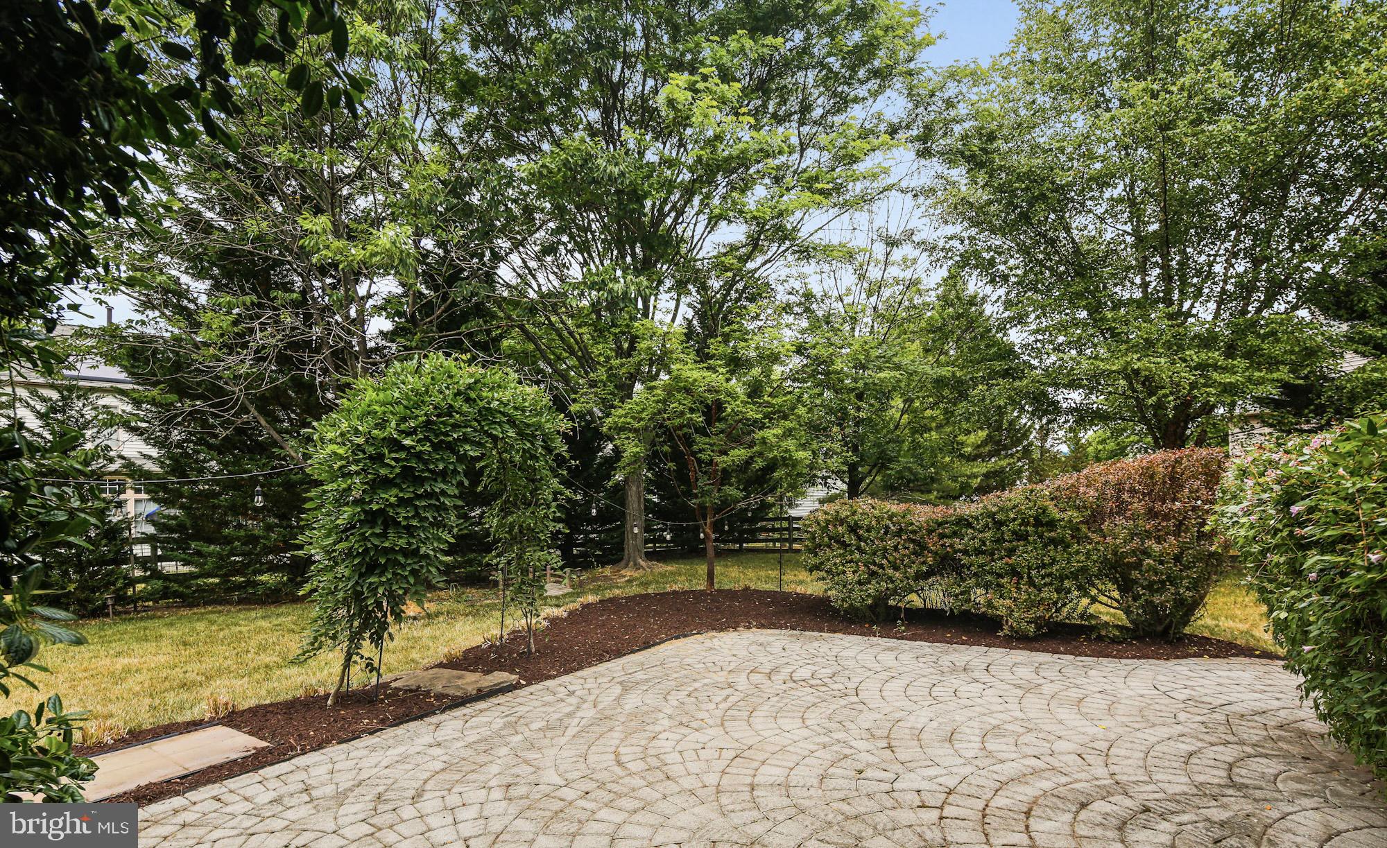 VILLAGE OF LONG REACH - Residential