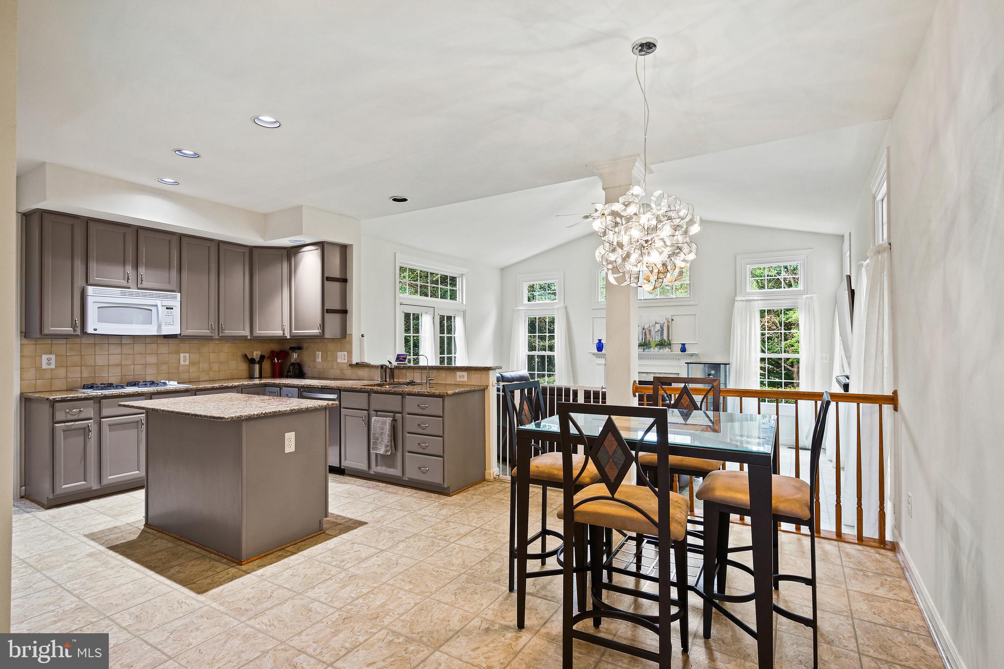 VILLAGE OF LONG REACH - Residential