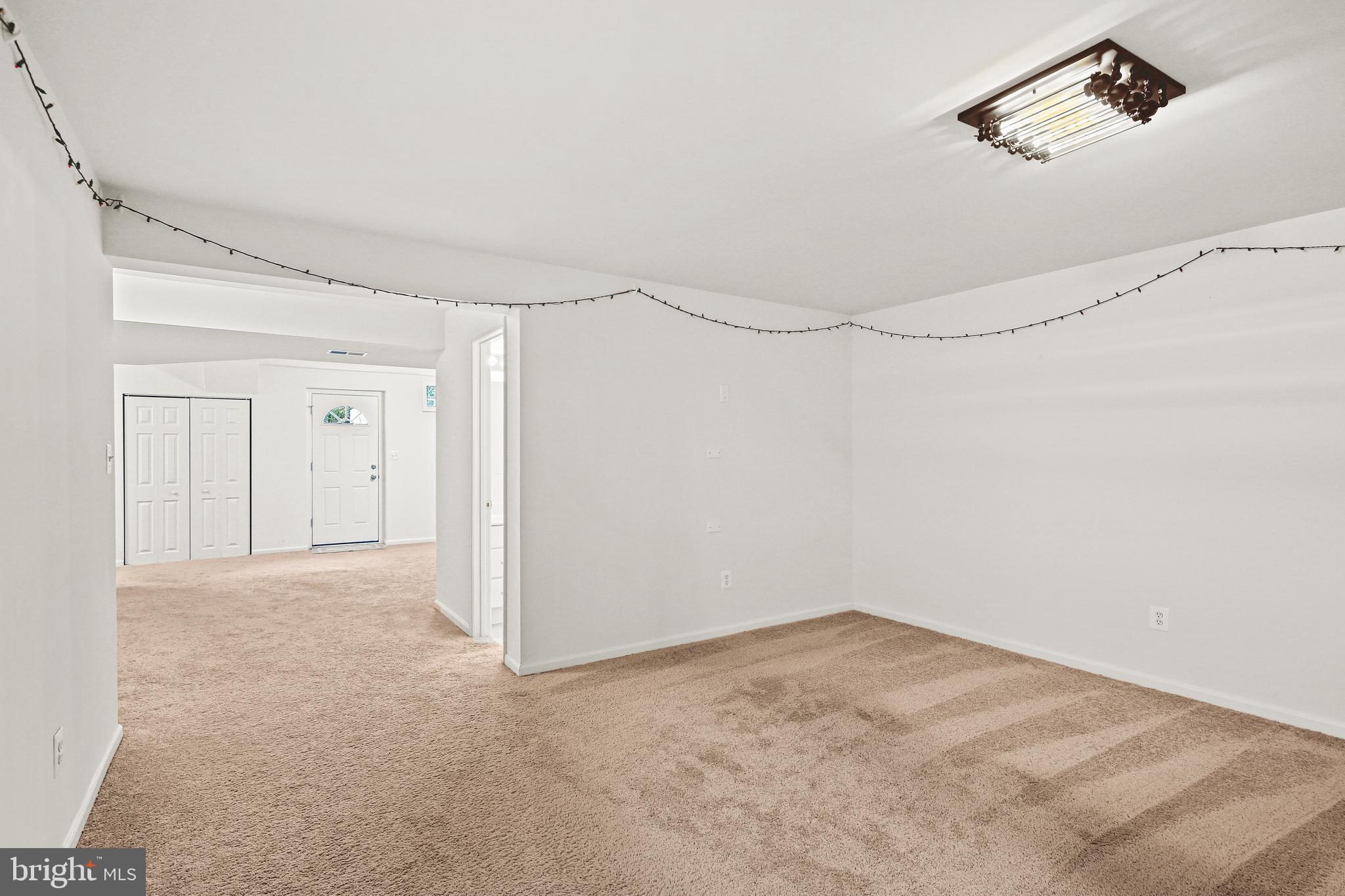 VILLAGE OF LONG REACH - Residential