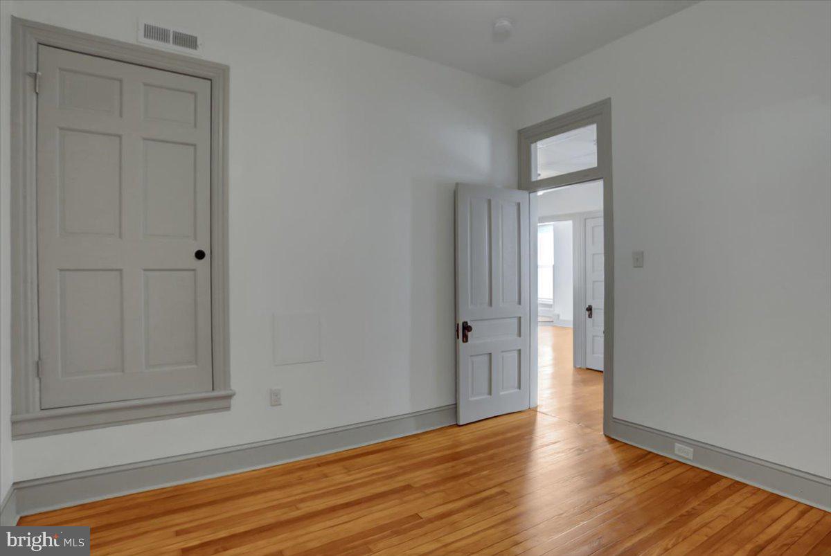 DOWNTOWN CHAMBERSBURG - Residential Lease