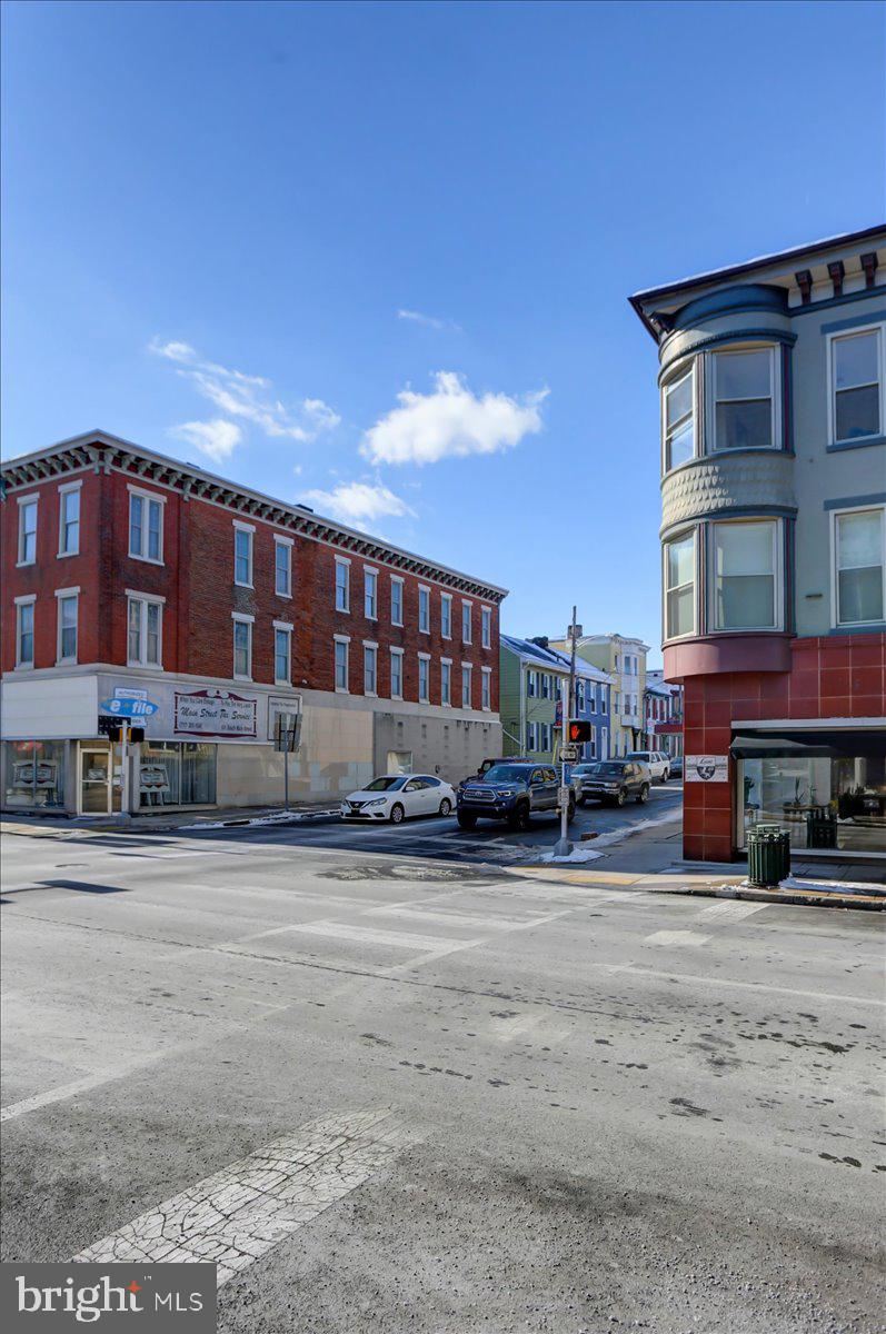 DOWNTOWN CHAMBERSBURG - Residential Lease