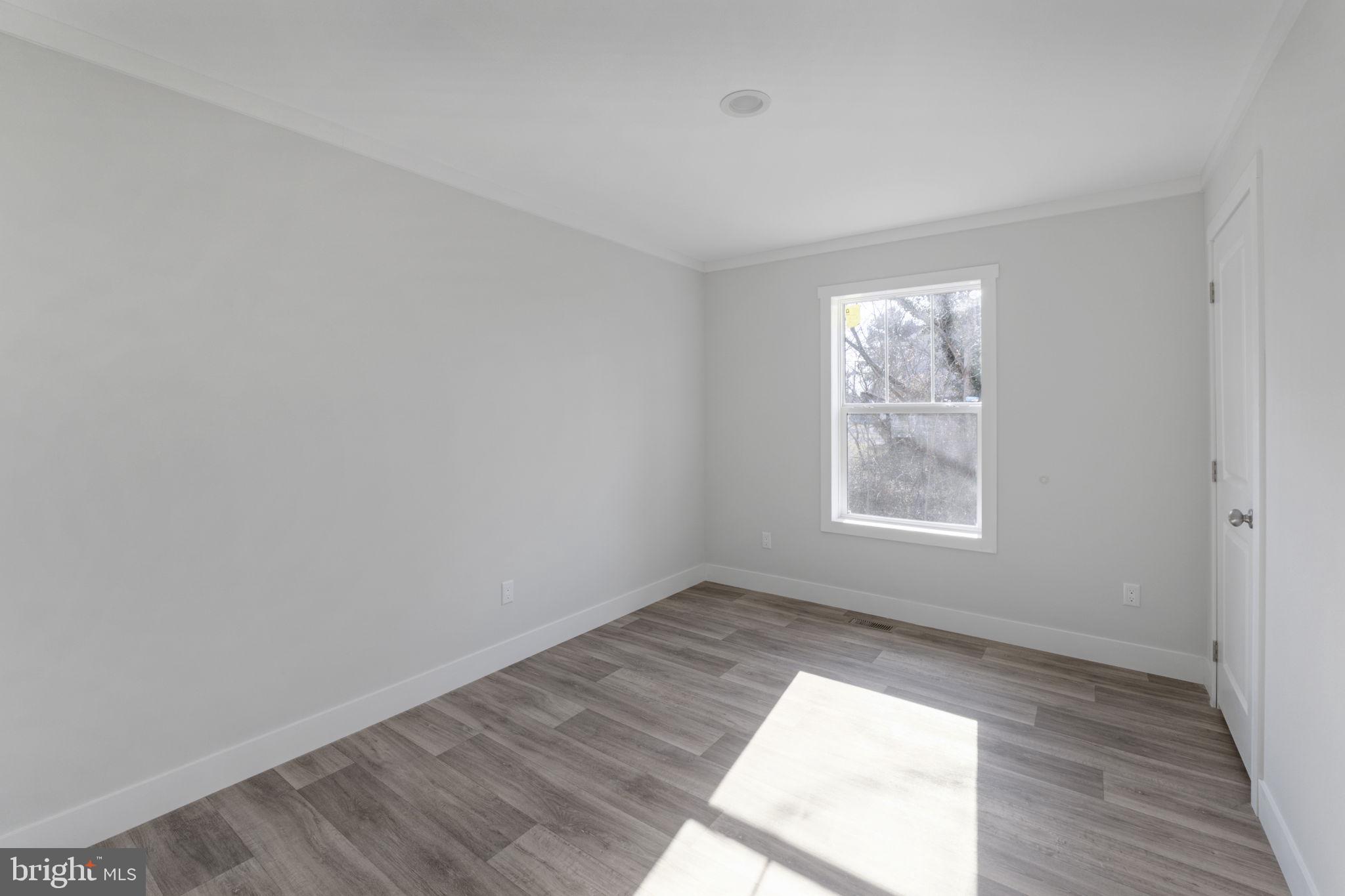 TOWN OF GORDONSVILLE - Residential