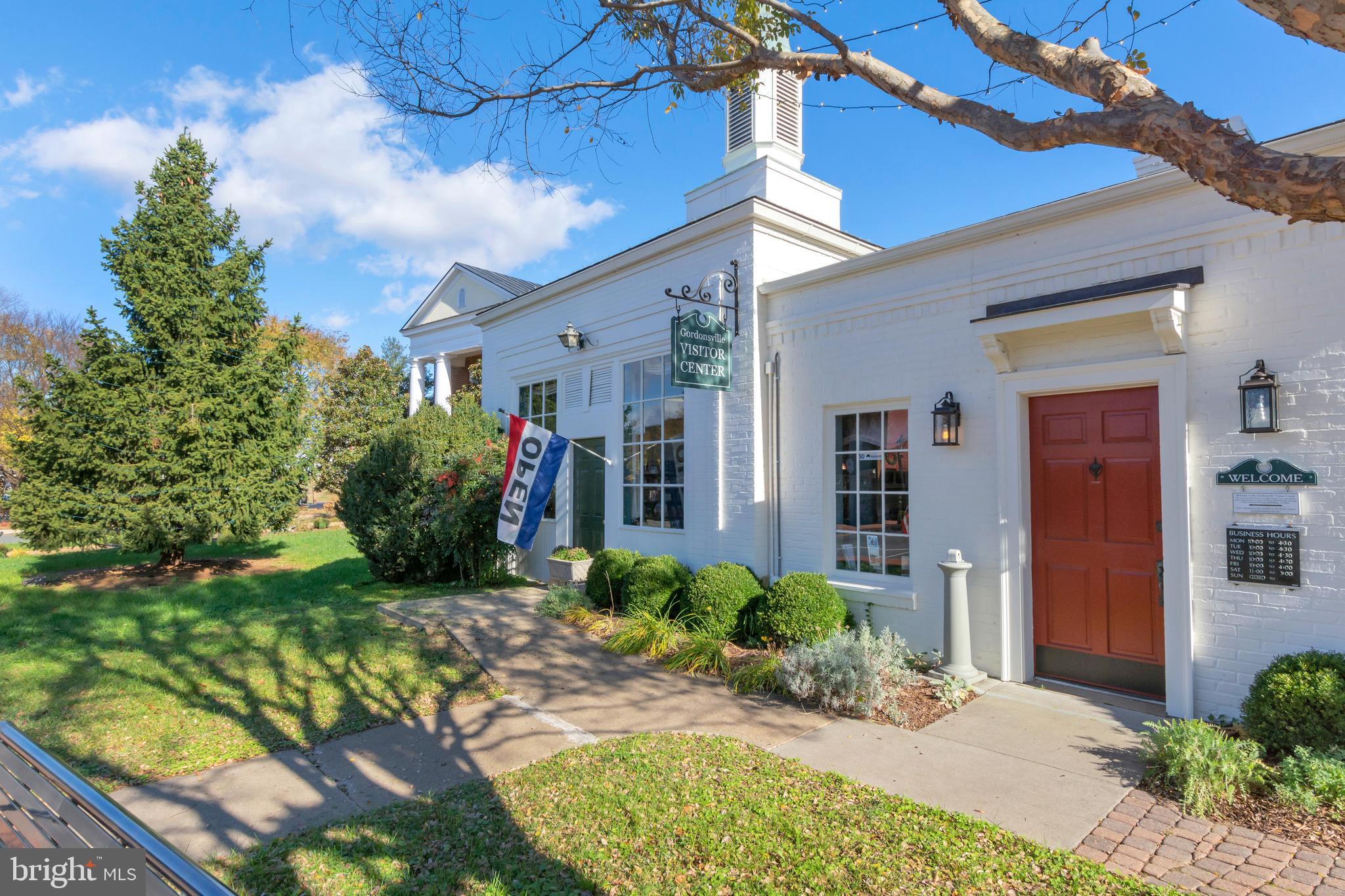 TOWN OF GORDONSVILLE - Residential