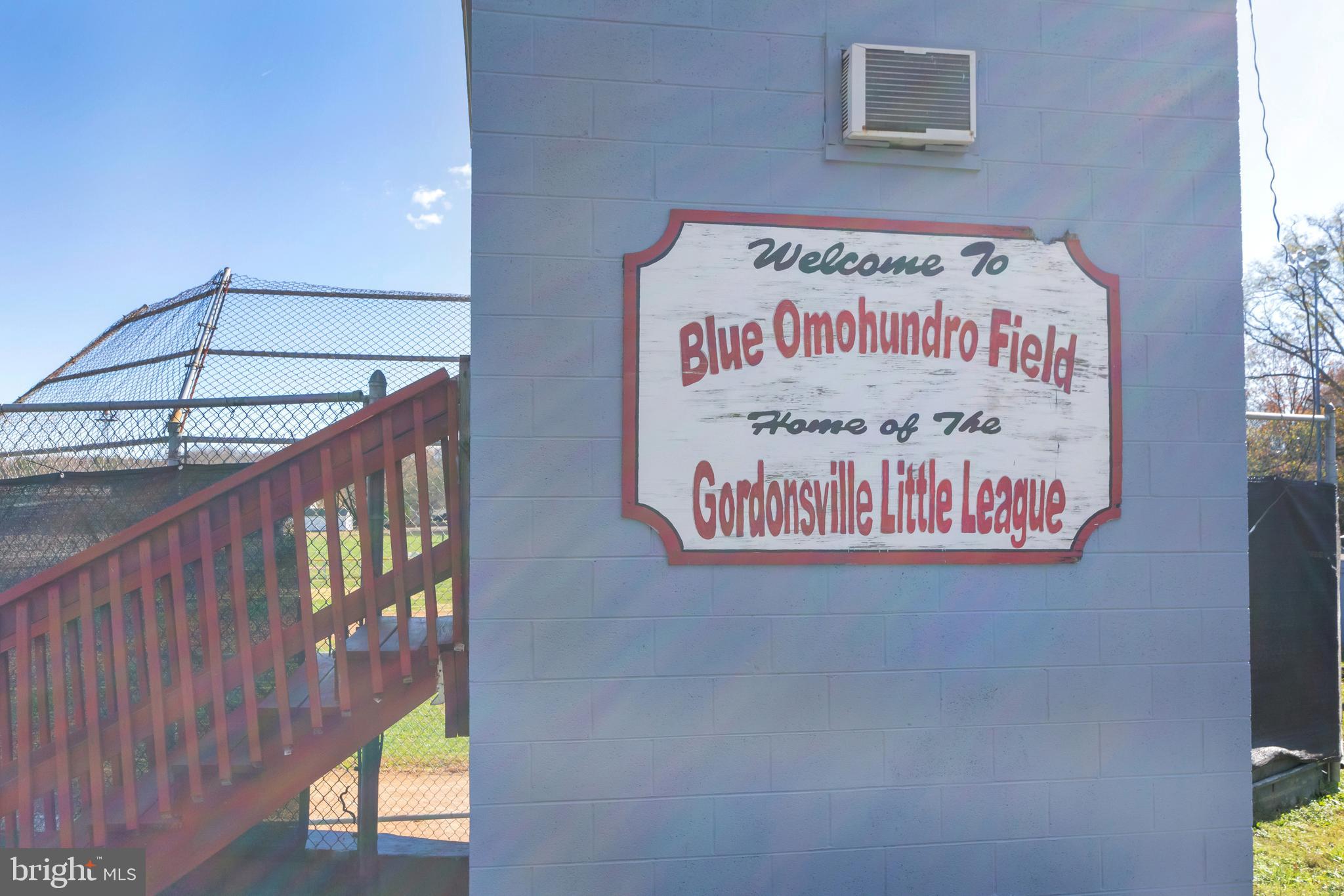 TOWN OF GORDONSVILLE - Residential