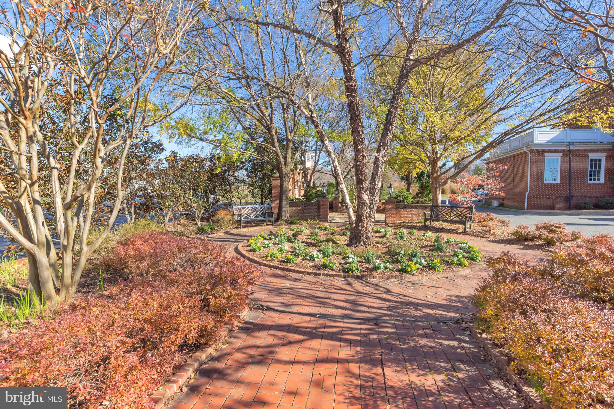 TOWN OF GORDONSVILLE - Residential