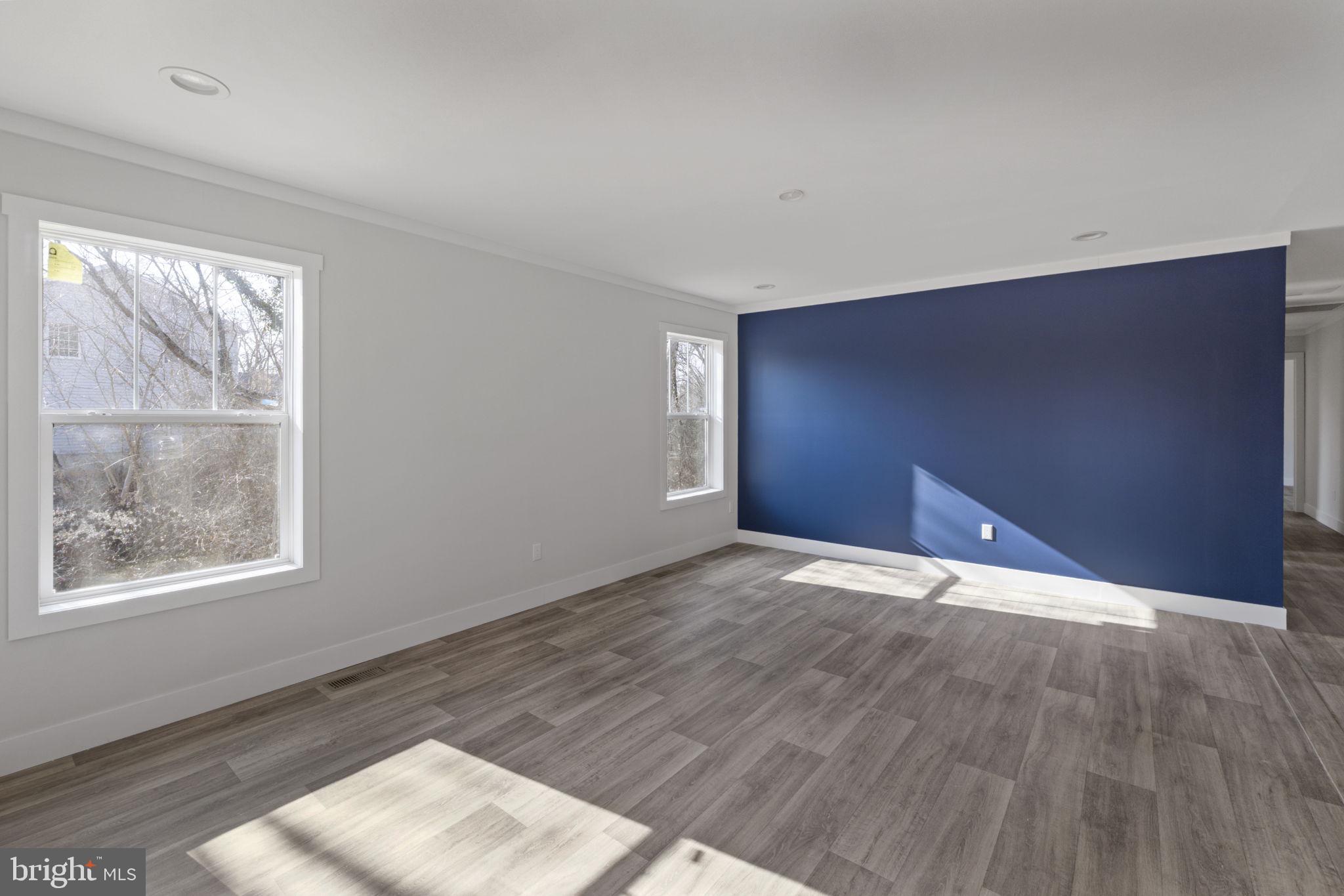 TOWN OF GORDONSVILLE - Residential