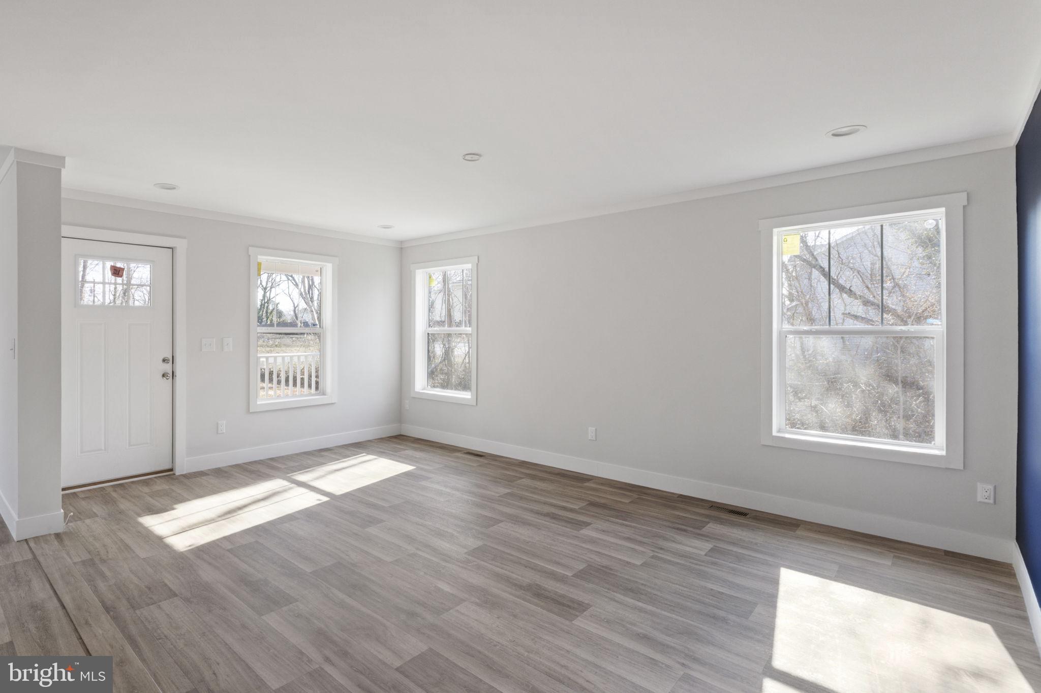 TOWN OF GORDONSVILLE - Residential