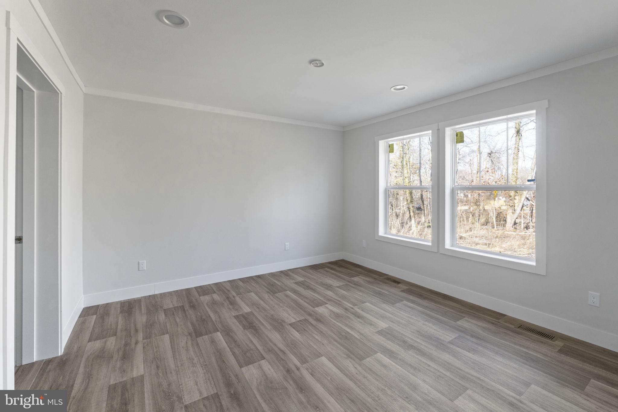 TOWN OF GORDONSVILLE - Residential