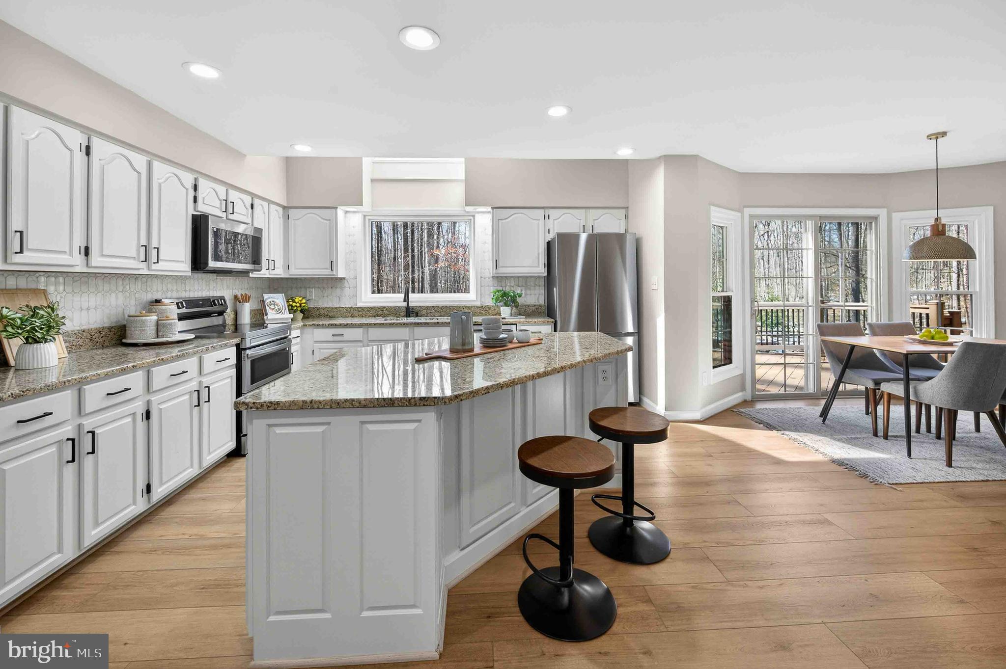 FAIRFAX STATION EAST - Residential