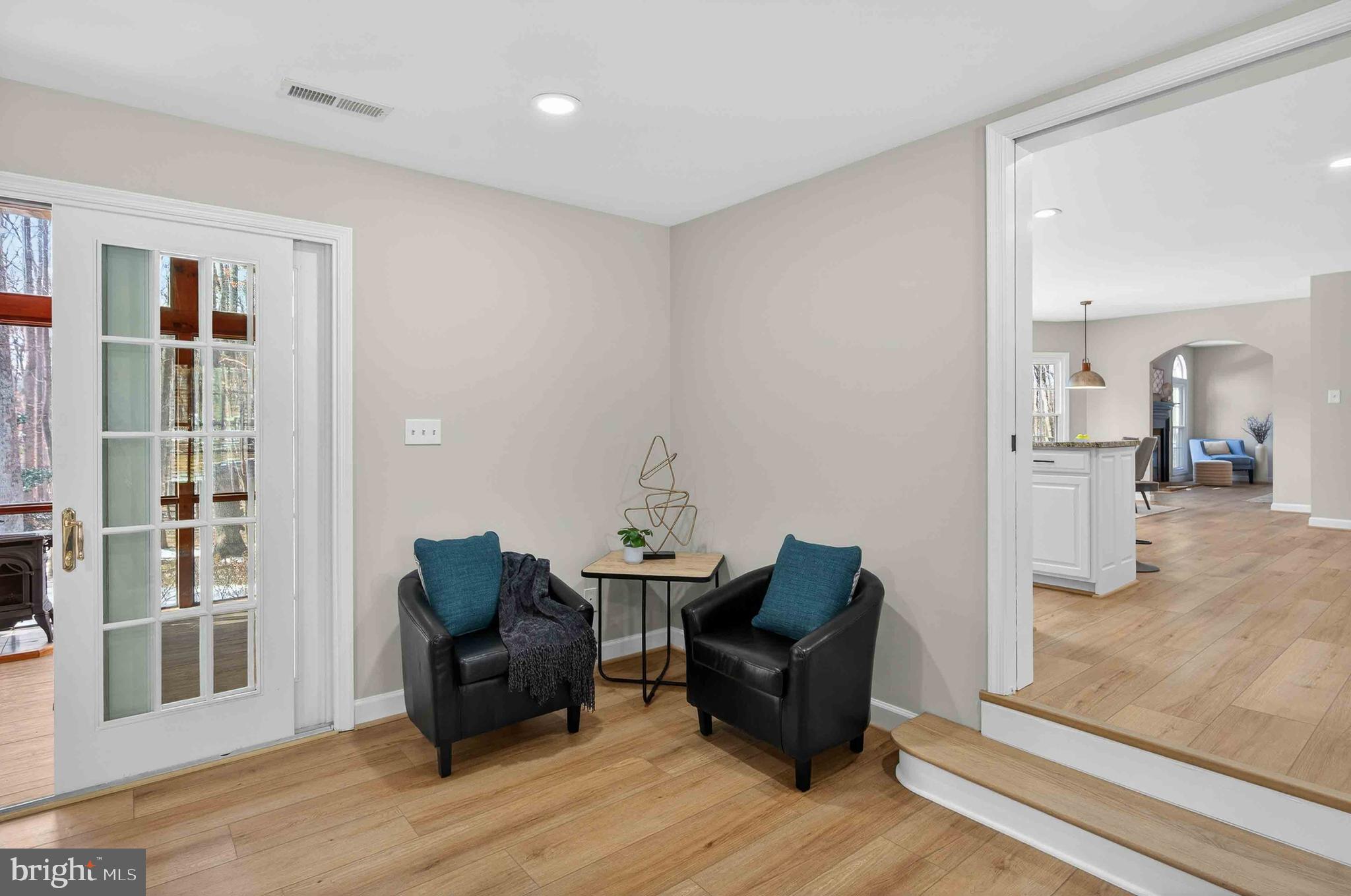 FAIRFAX STATION EAST - Residential