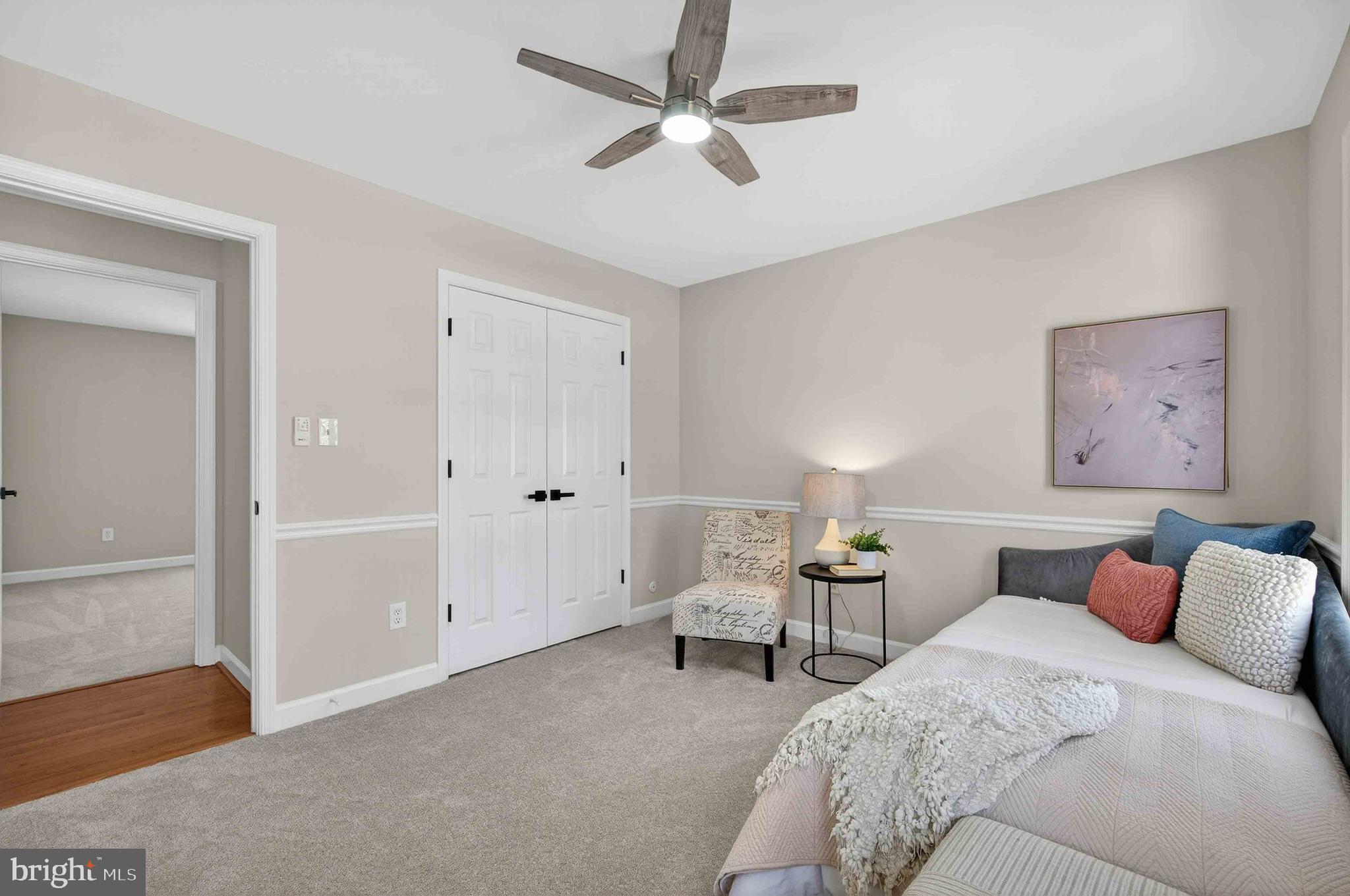 FAIRFAX STATION EAST - Residential