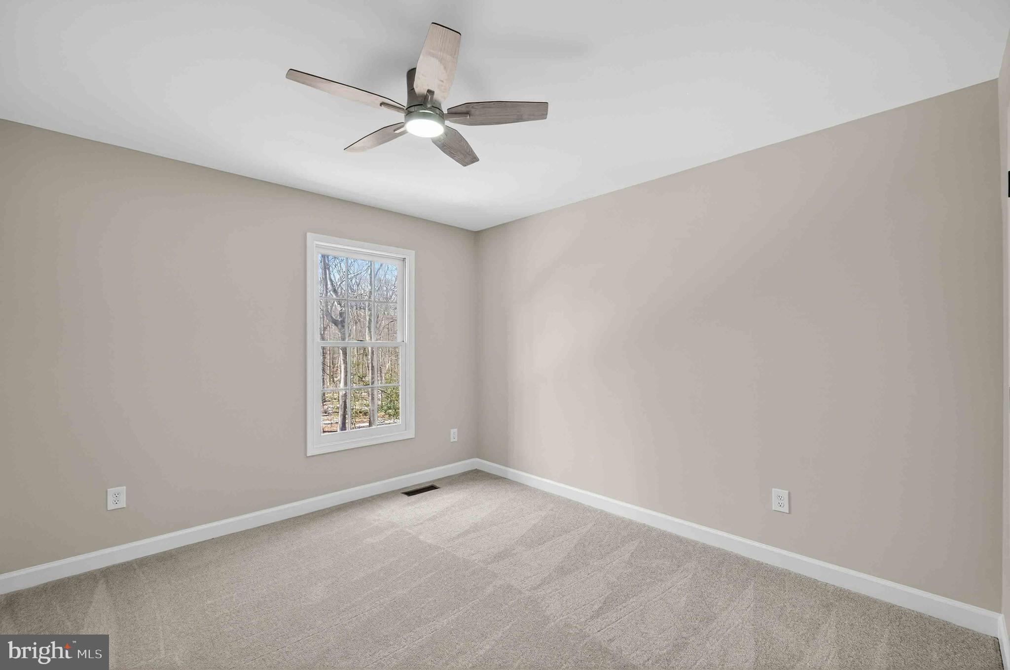 FAIRFAX STATION EAST - Residential