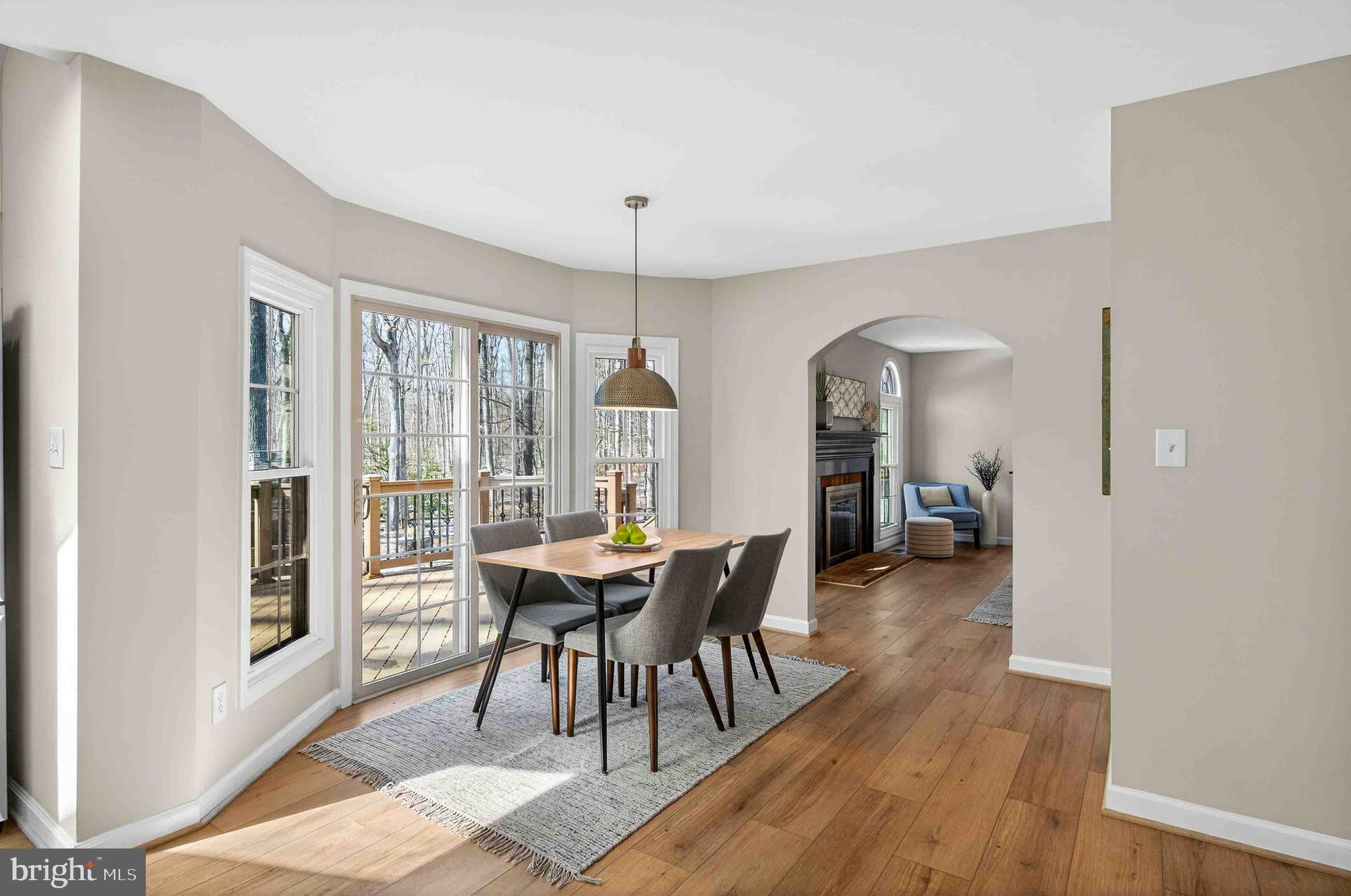 FAIRFAX STATION EAST - Residential