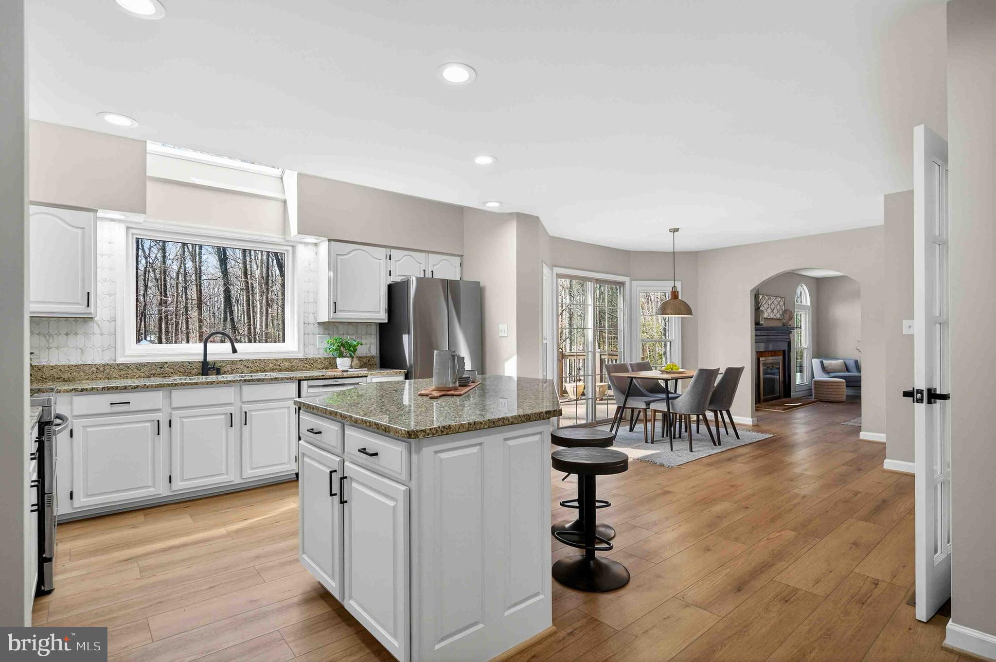 FAIRFAX STATION EAST - Residential