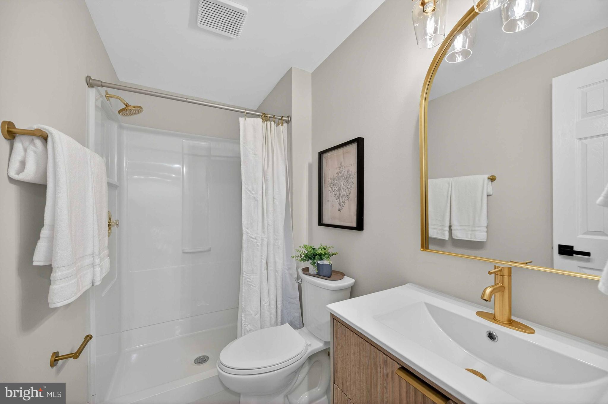 FAIRFAX STATION EAST - Residential