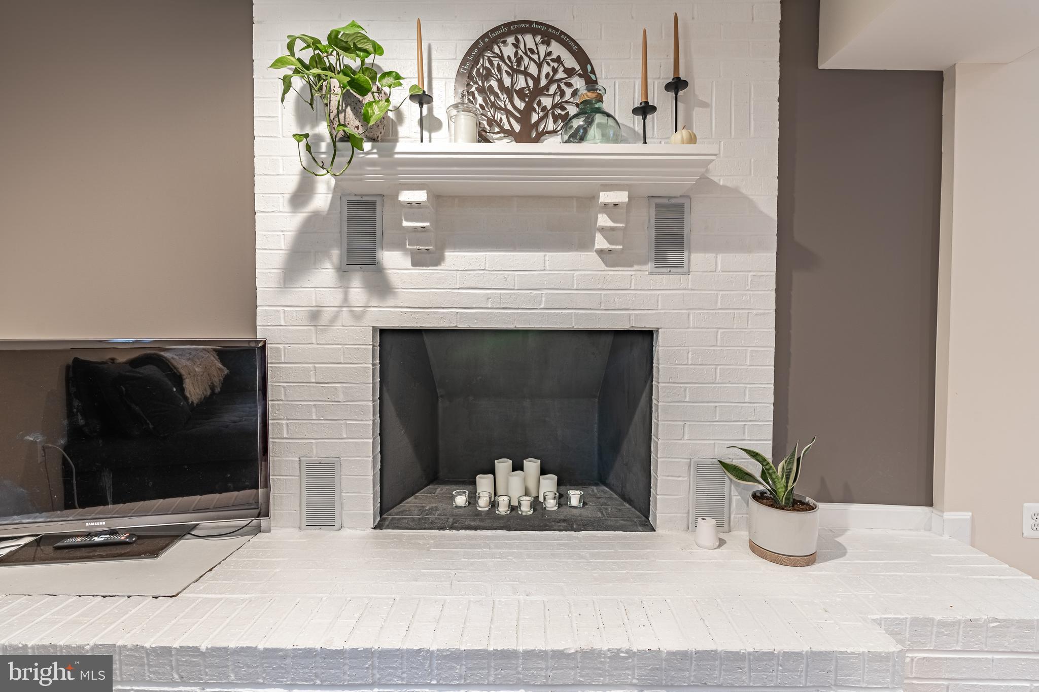 CHESAPEAKE HEIGHTS - Residential