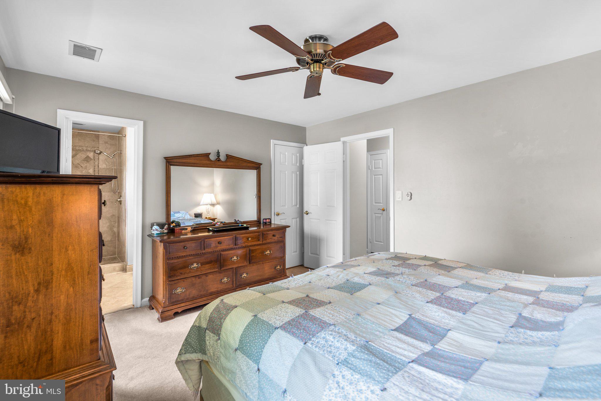 HALLOWELL - Residential