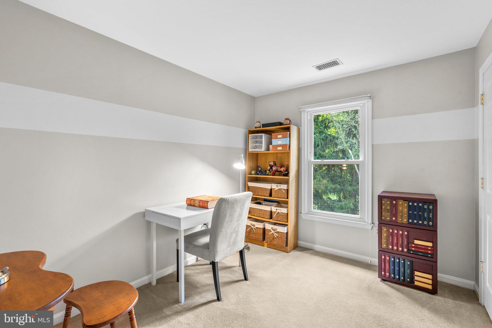 HALLOWELL - Residential