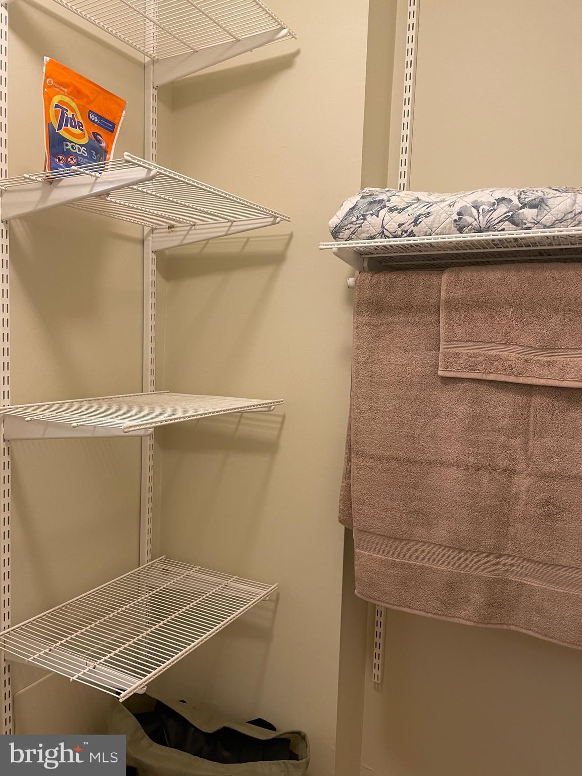 PROMENADE TOWERS - Residential Lease