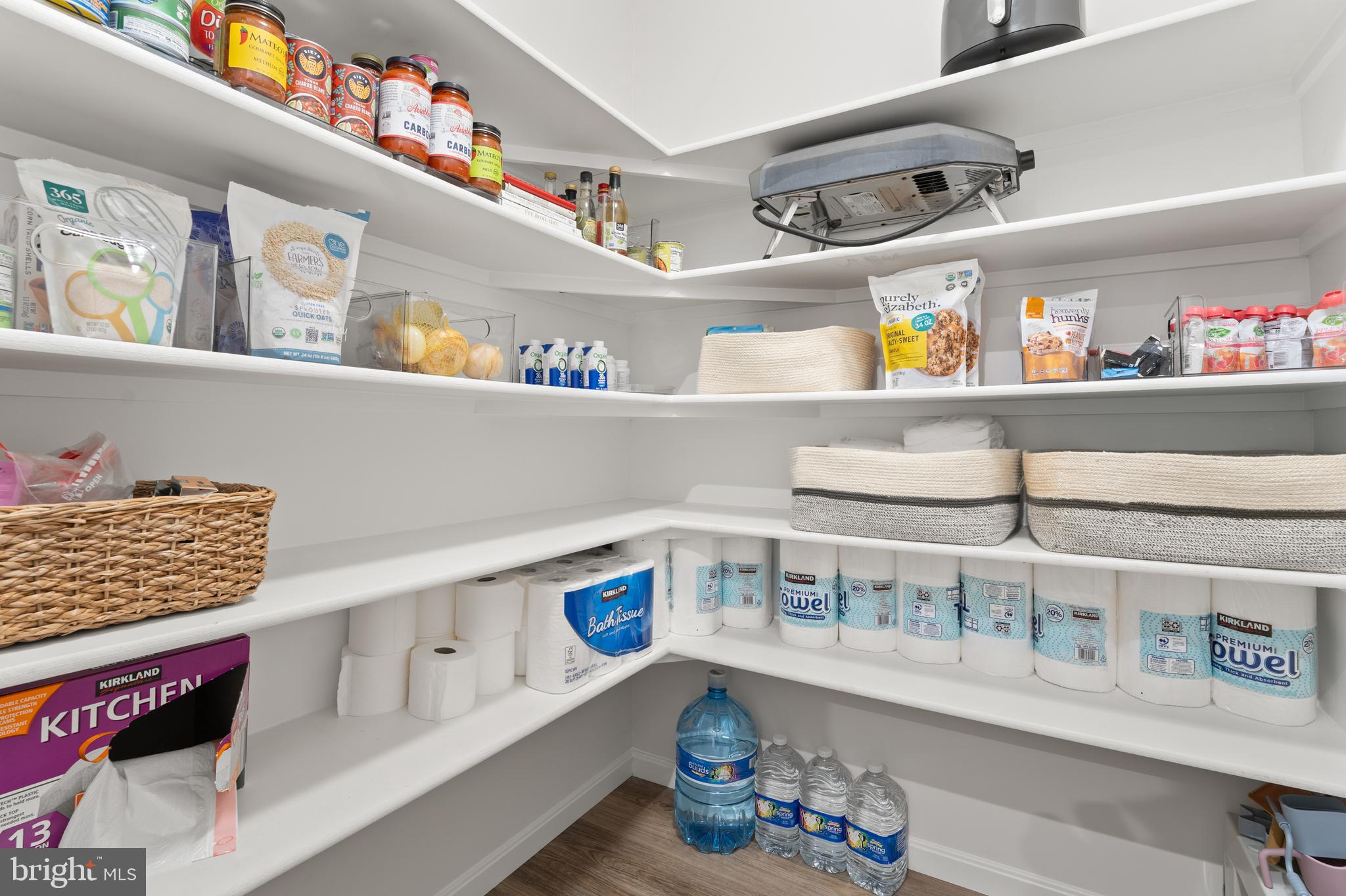 HARRISON VILLAGE - Residential