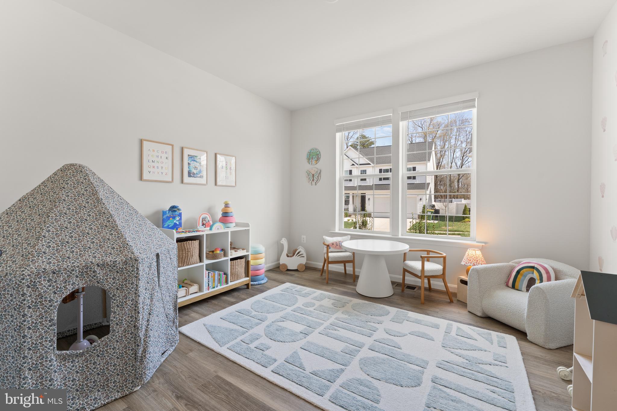 HARRISON VILLAGE - Residential