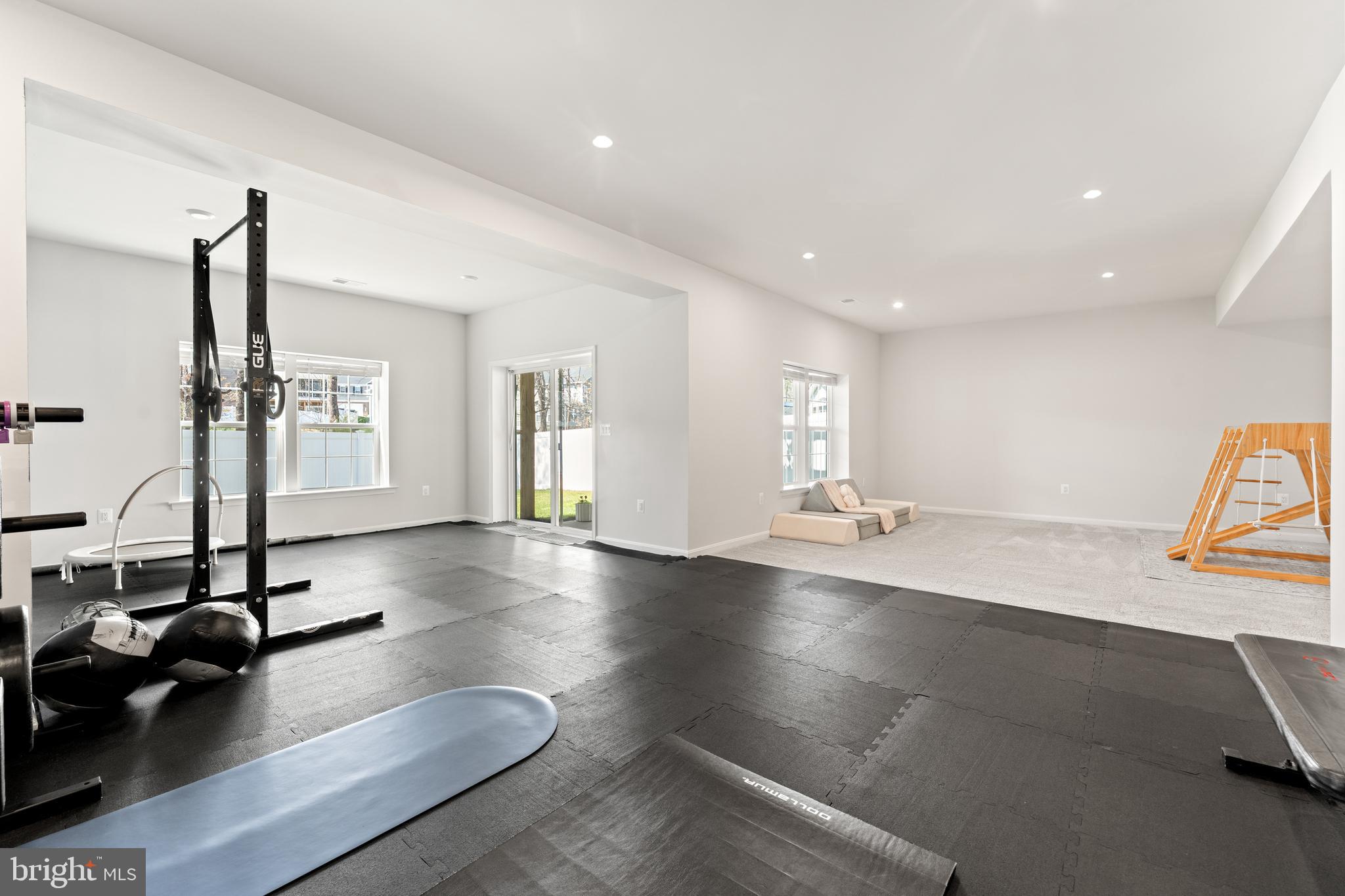 HARRISON VILLAGE - Residential