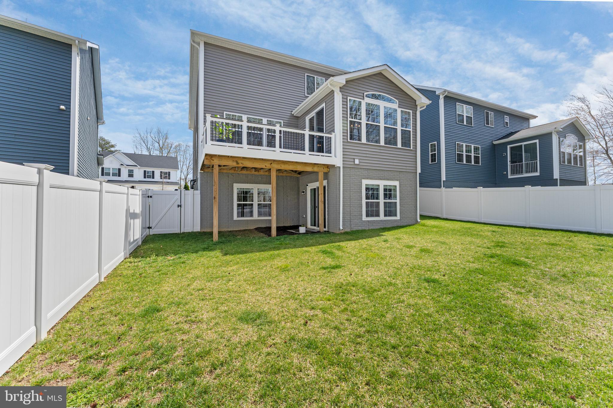 HARRISON VILLAGE - Residential