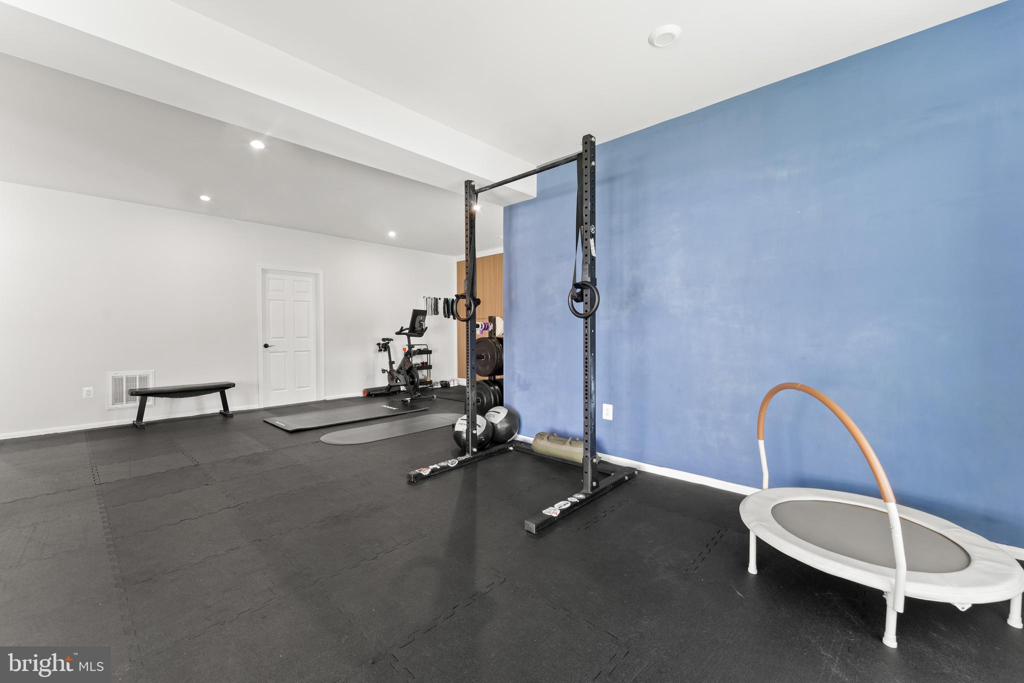 HARRISON VILLAGE - Residential