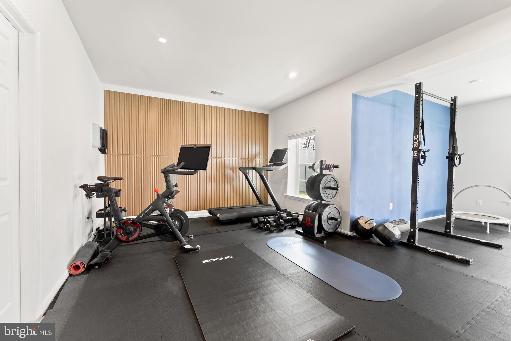 HARRISON VILLAGE - Residential