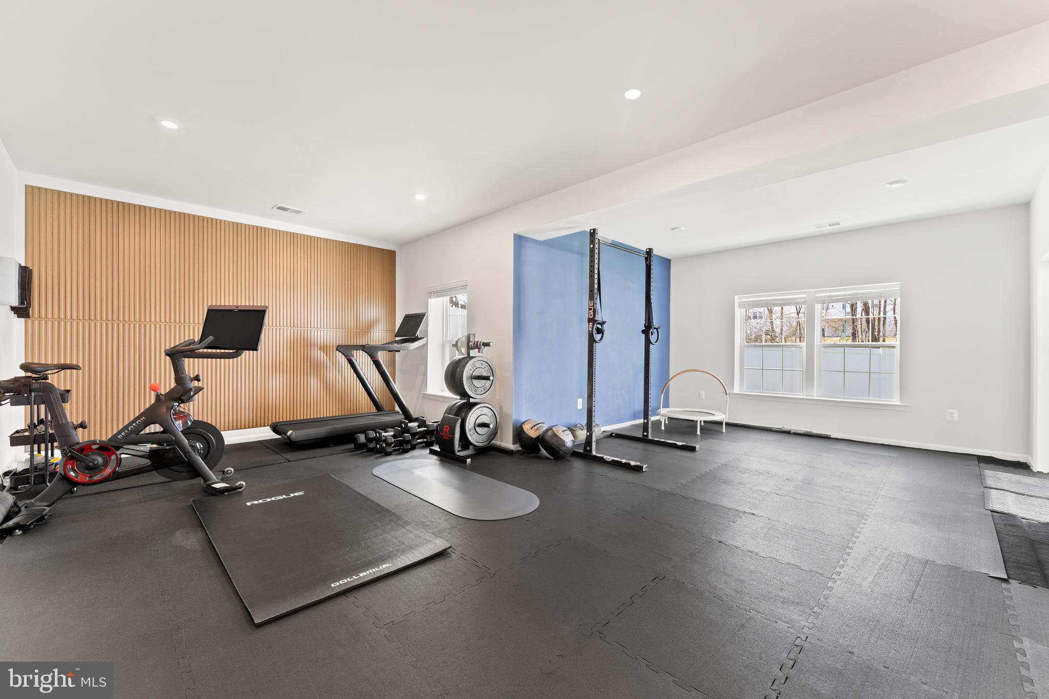 HARRISON VILLAGE - Residential