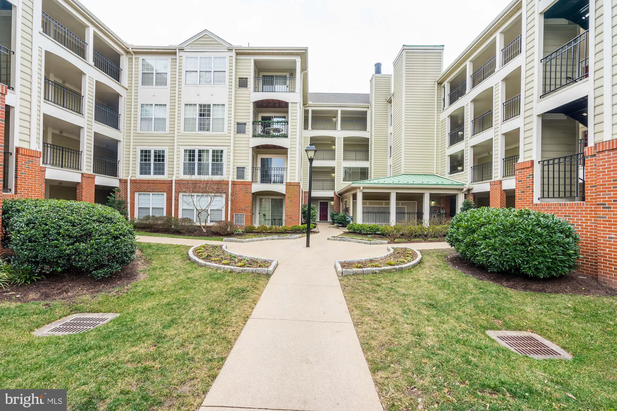 1100 Quaker Hill Drive Unit 105, Alexandria, VA 22314