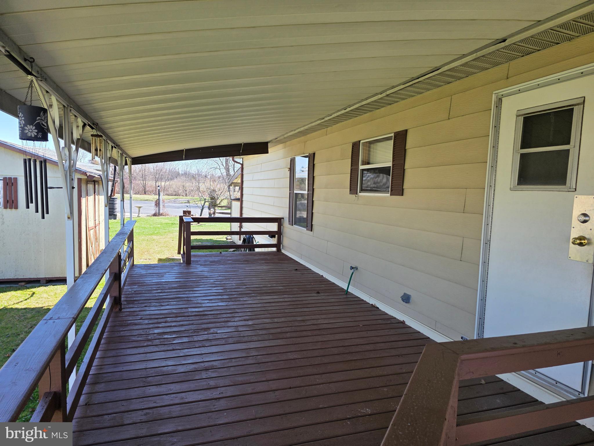 LINCOLN ESTATES MHP - Residential