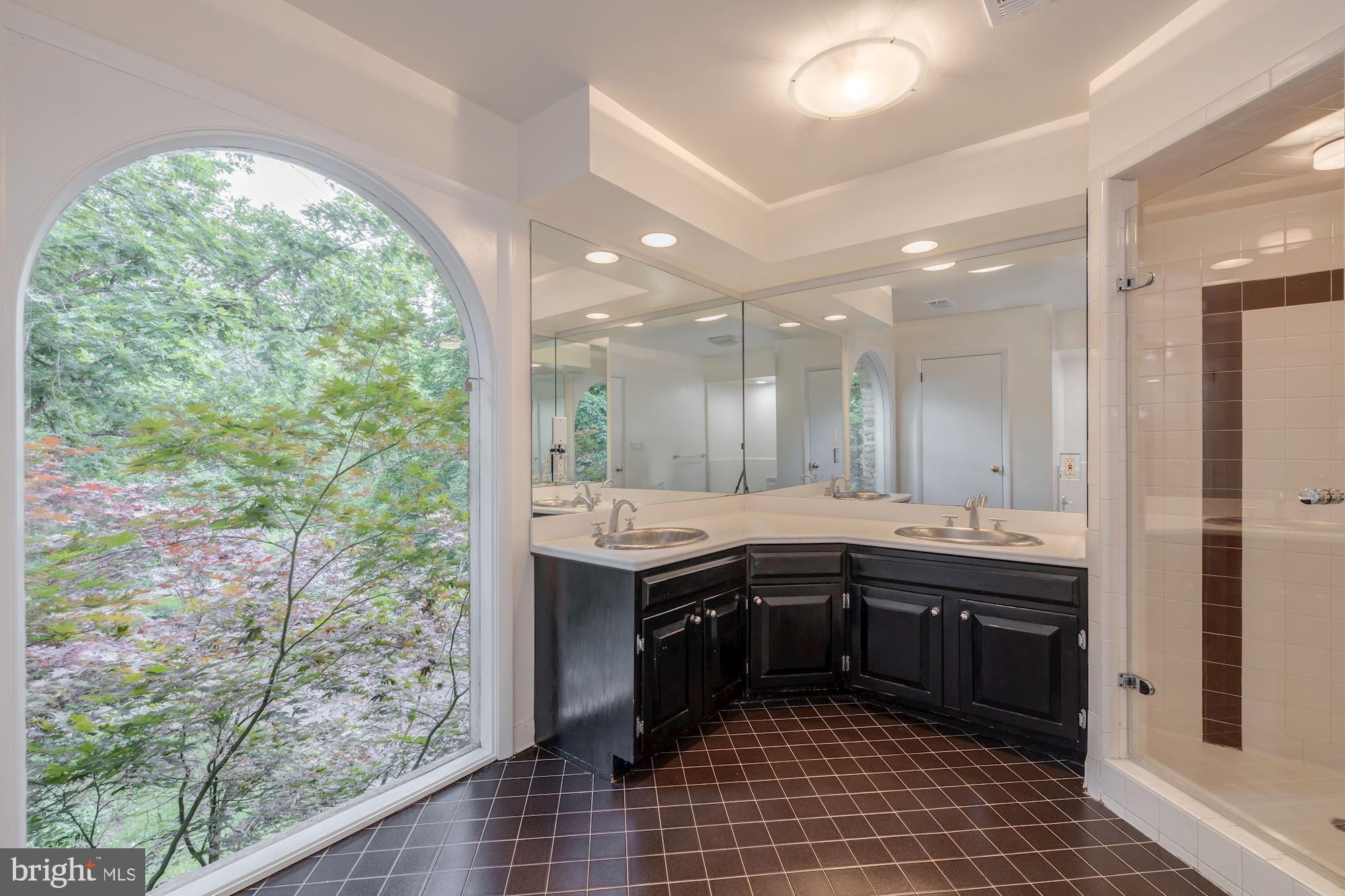 POTOMAC VILLAGE - Residential