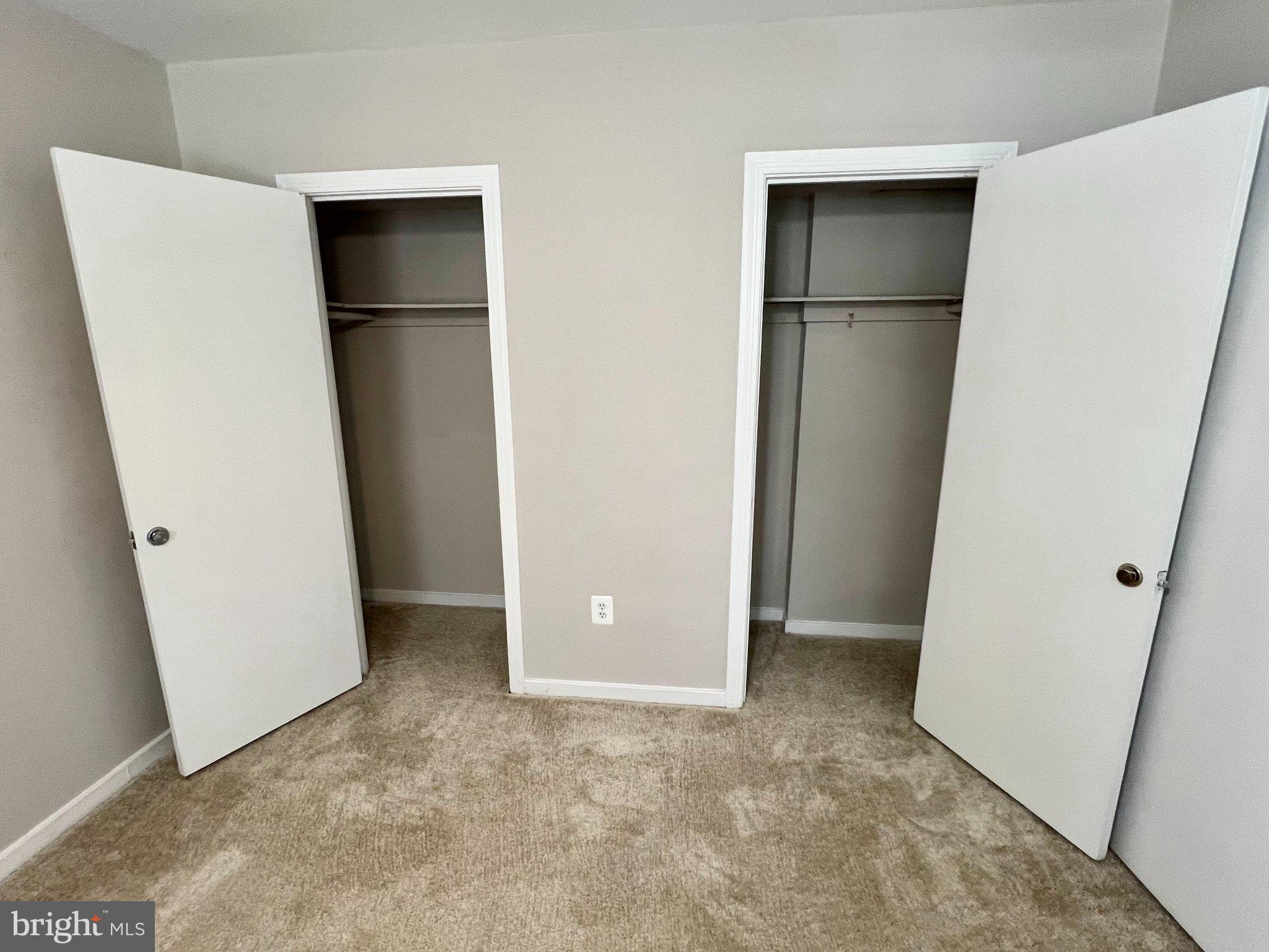 FREDERICK COURTS - Residential