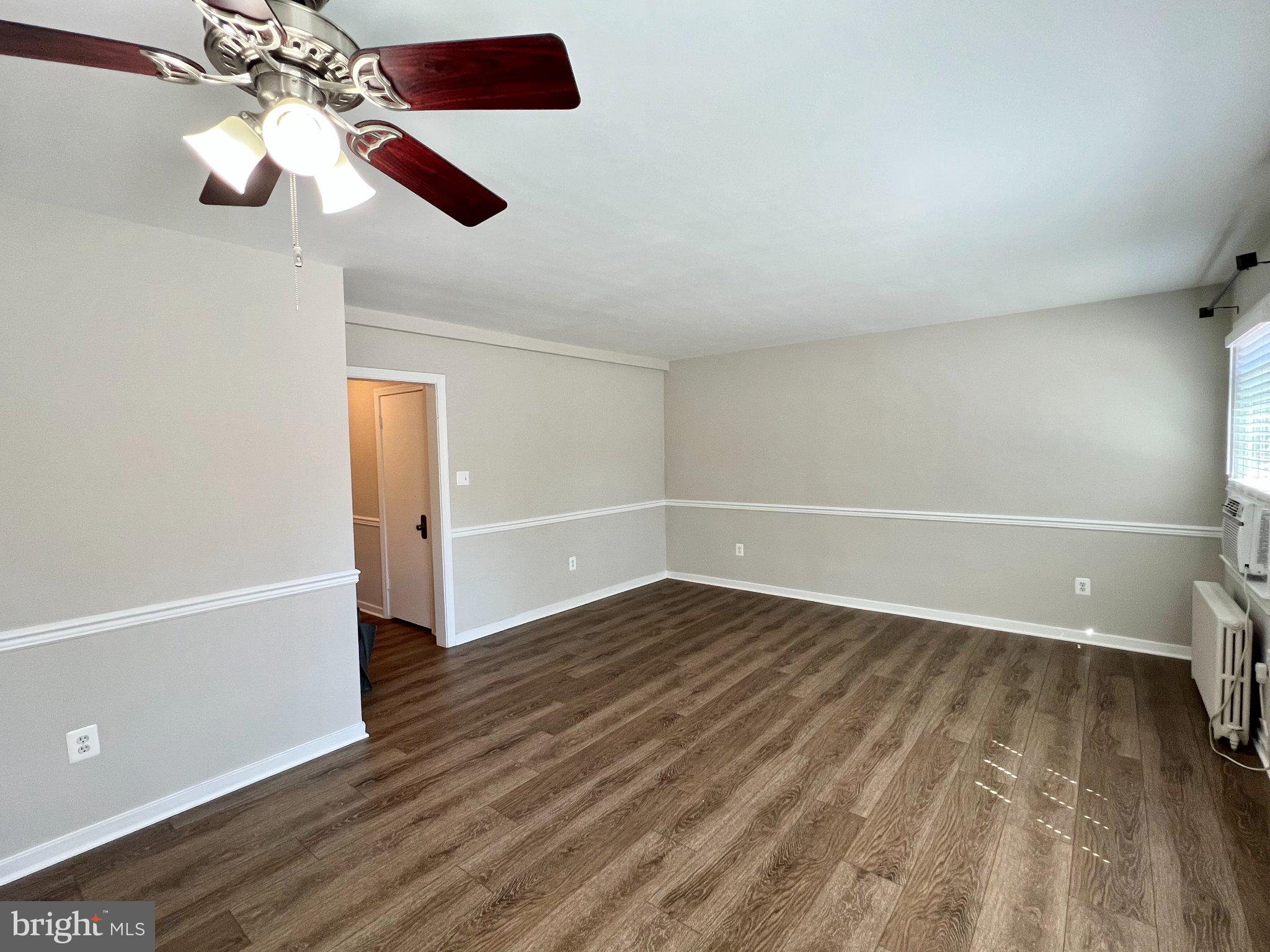 FREDERICK COURTS - Residential