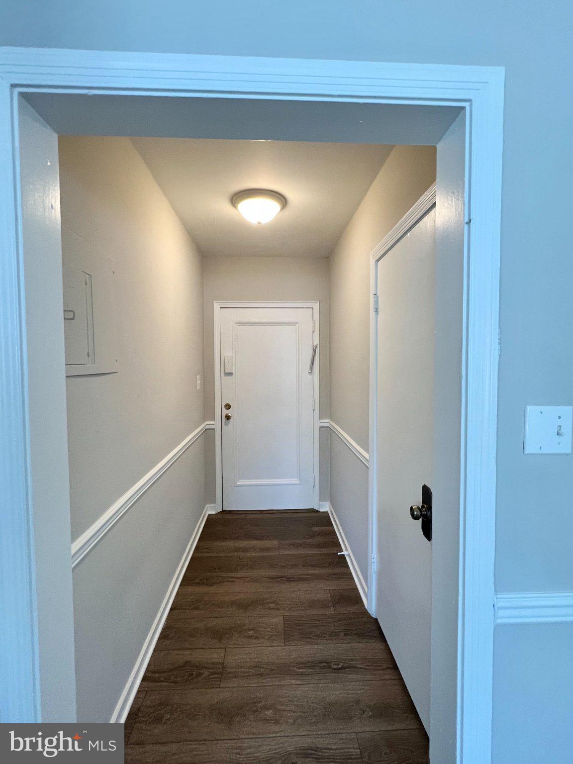 FREDERICK COURTS - Residential