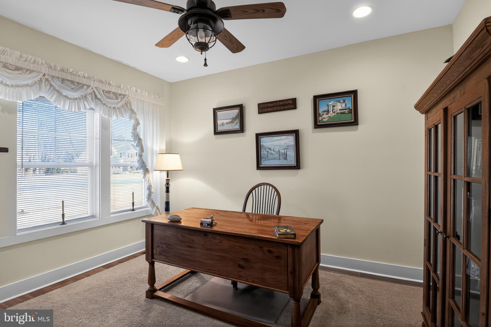 DEERE COUNTRY - Residential