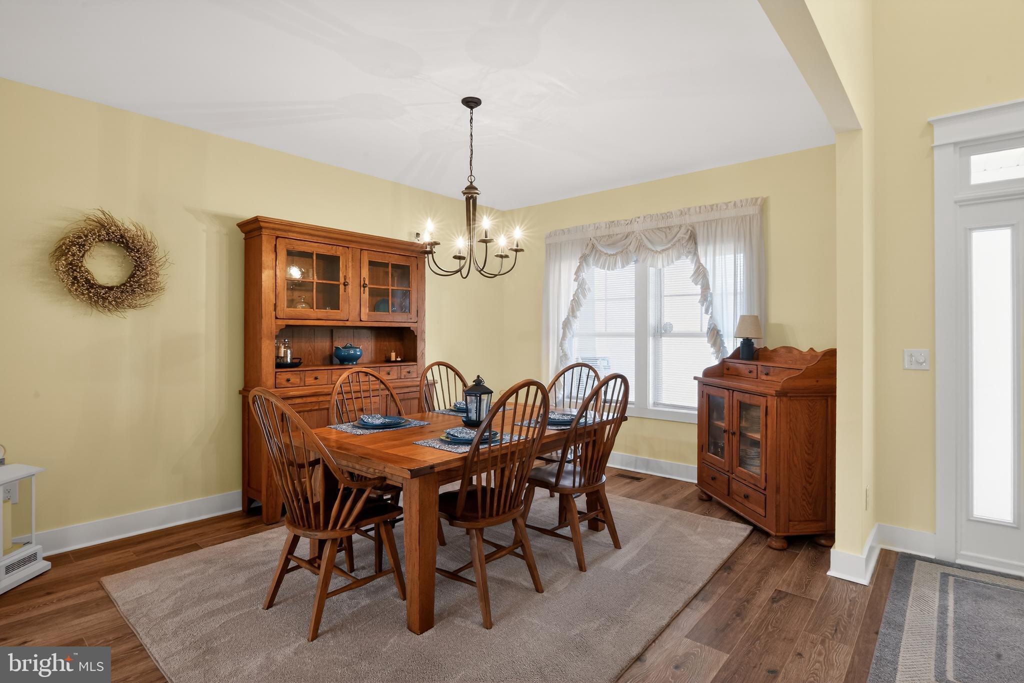 DEERE COUNTRY - Residential