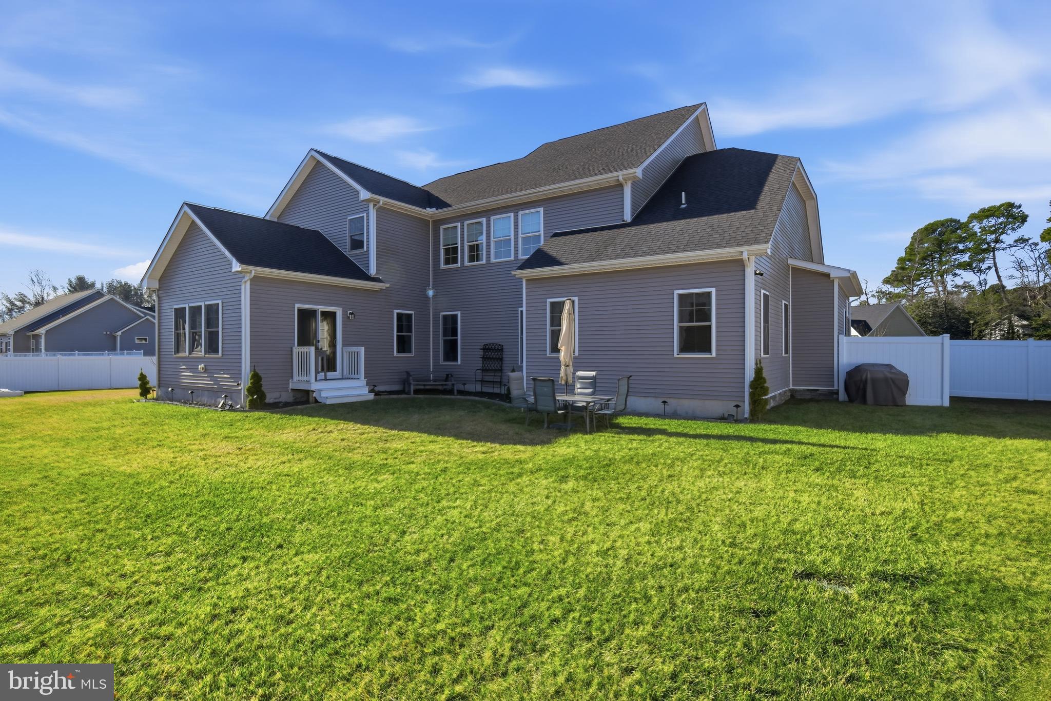 DEERE COUNTRY - Residential