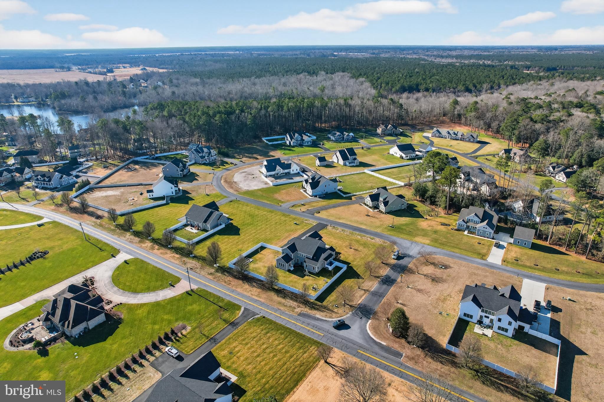 DEERE COUNTRY - Residential