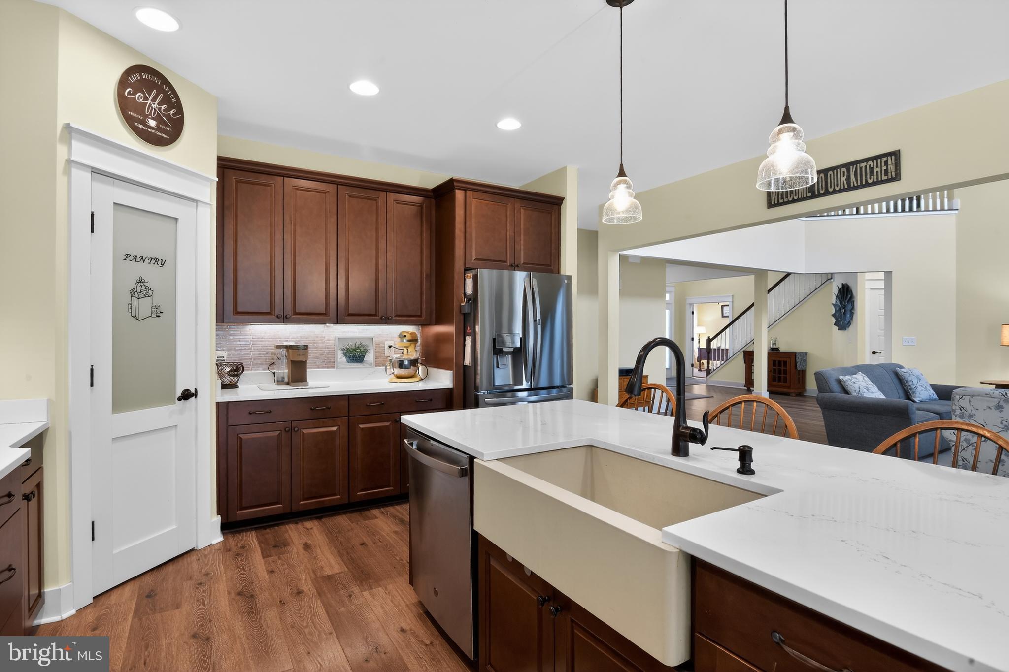 DEERE COUNTRY - Residential