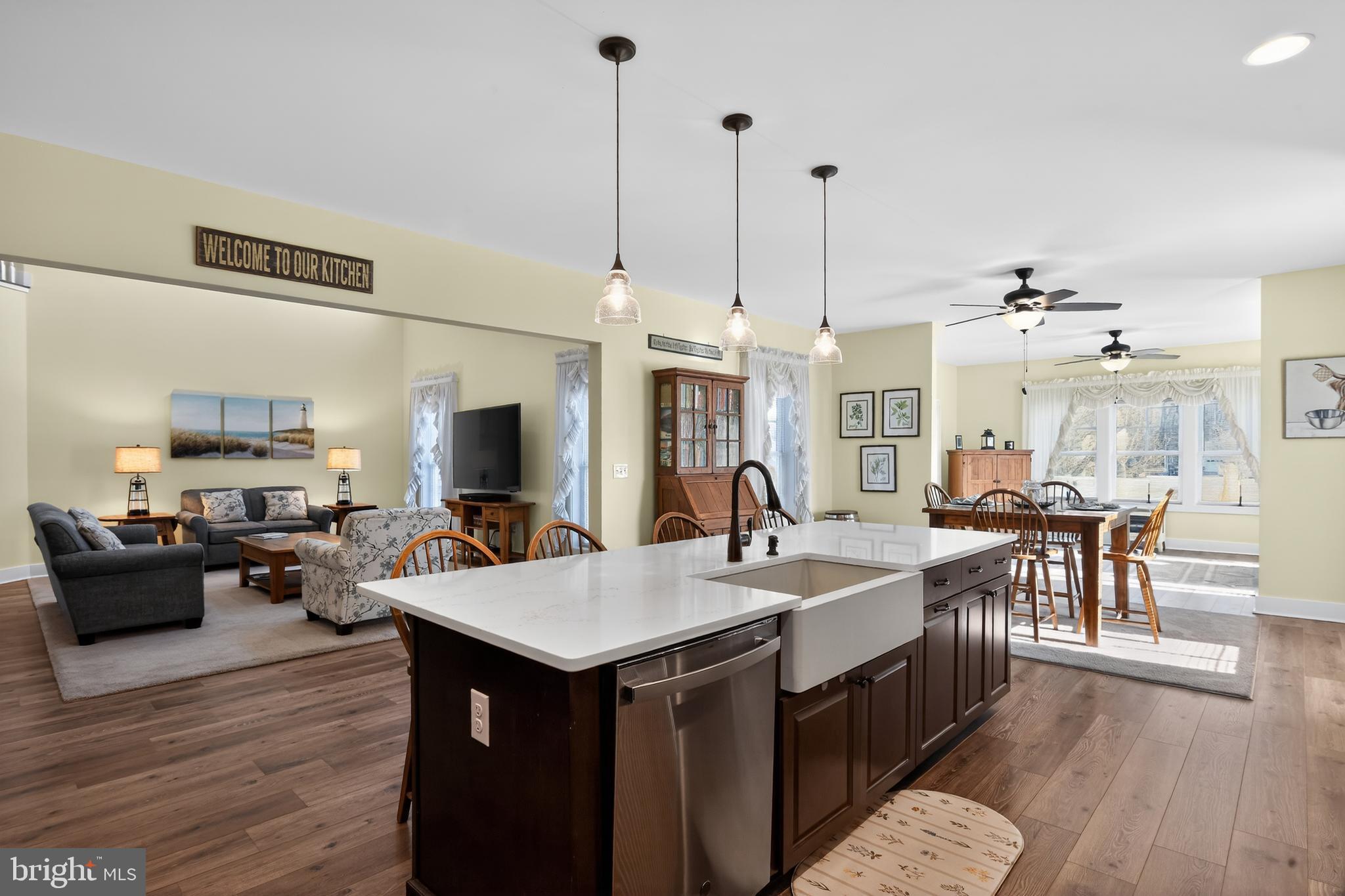 DEERE COUNTRY - Residential